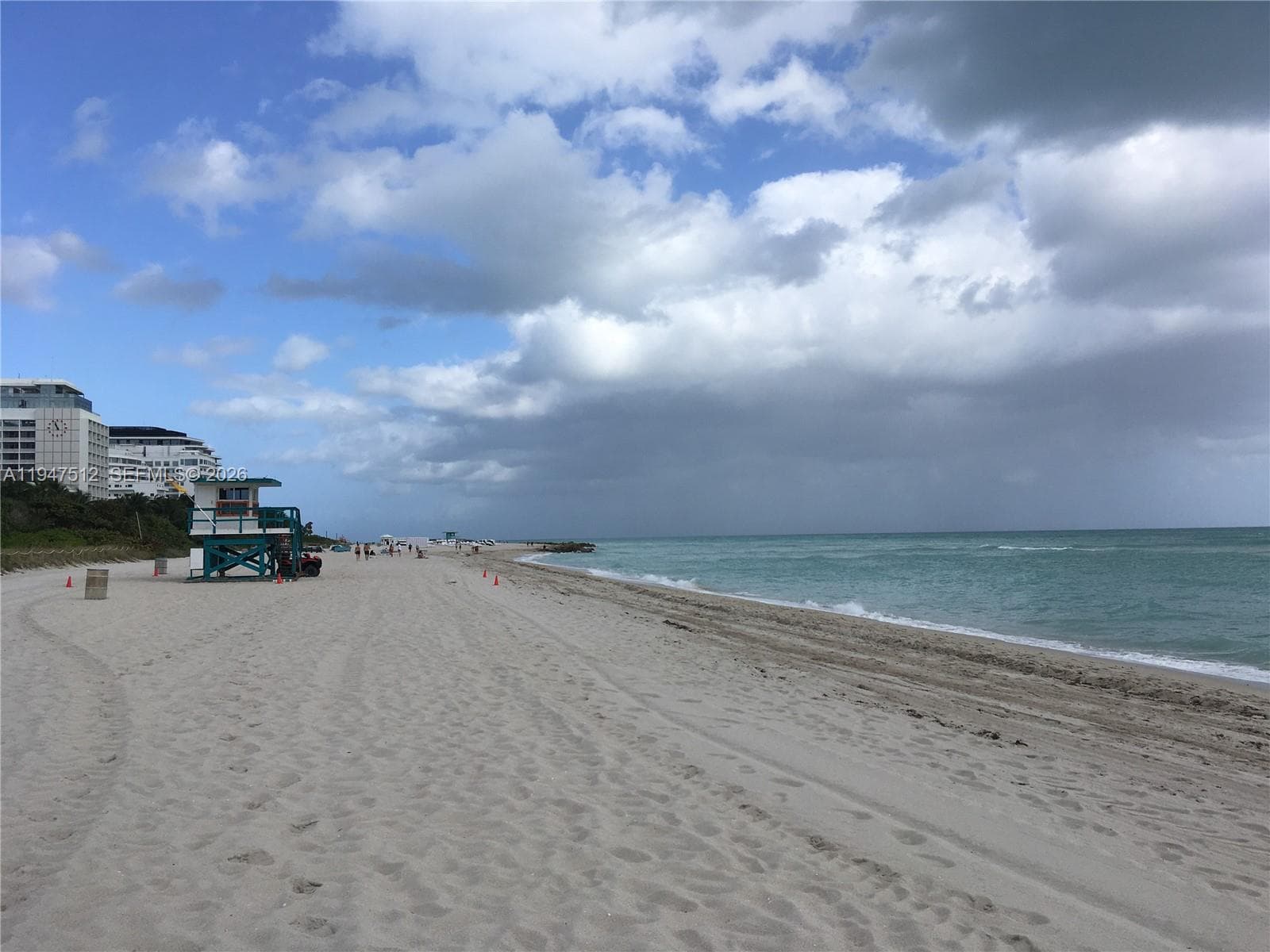 A11947512 — Miami Beach — 19