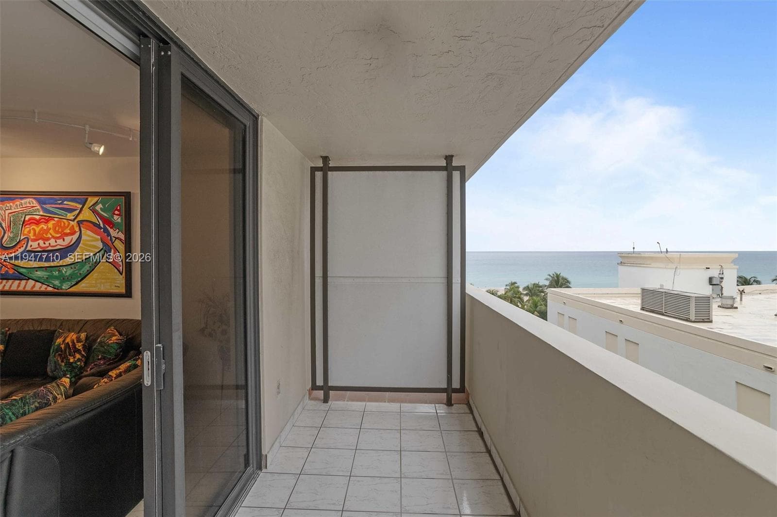 A11947710 — Miami Beach — 6