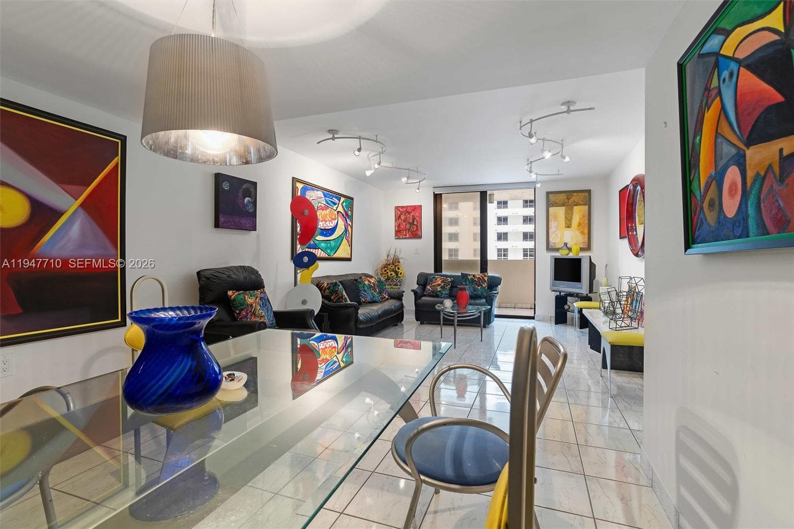 A11947710 — Miami Beach — 10