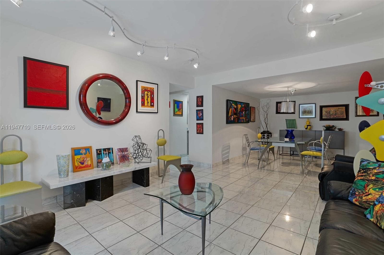 A11947710 — Miami Beach — 15