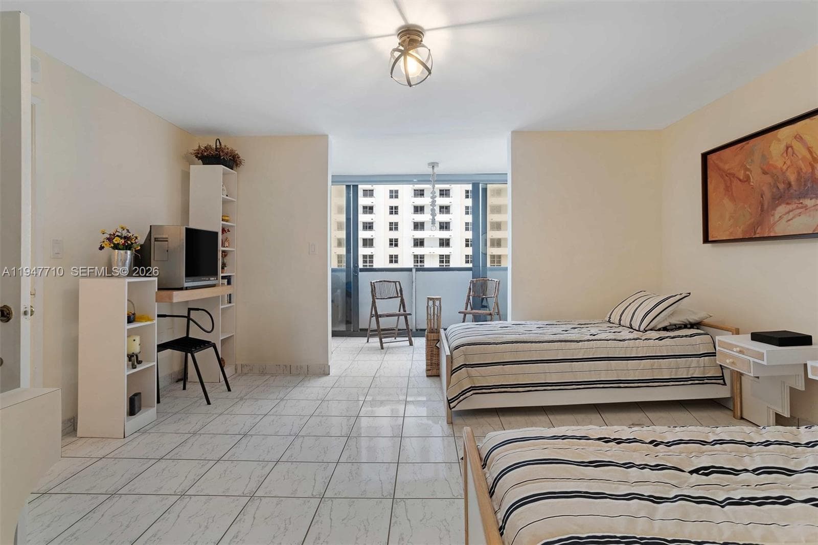 A11947710 — Miami Beach — 19