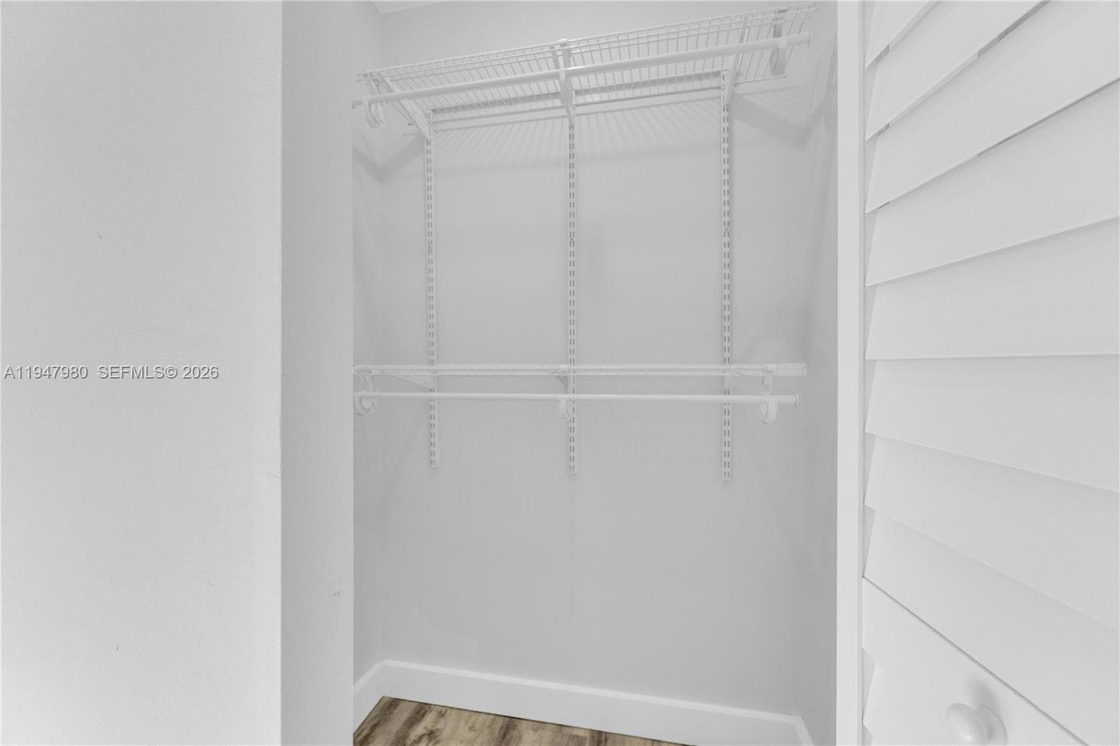 A11947980 — Miami Beach — 12