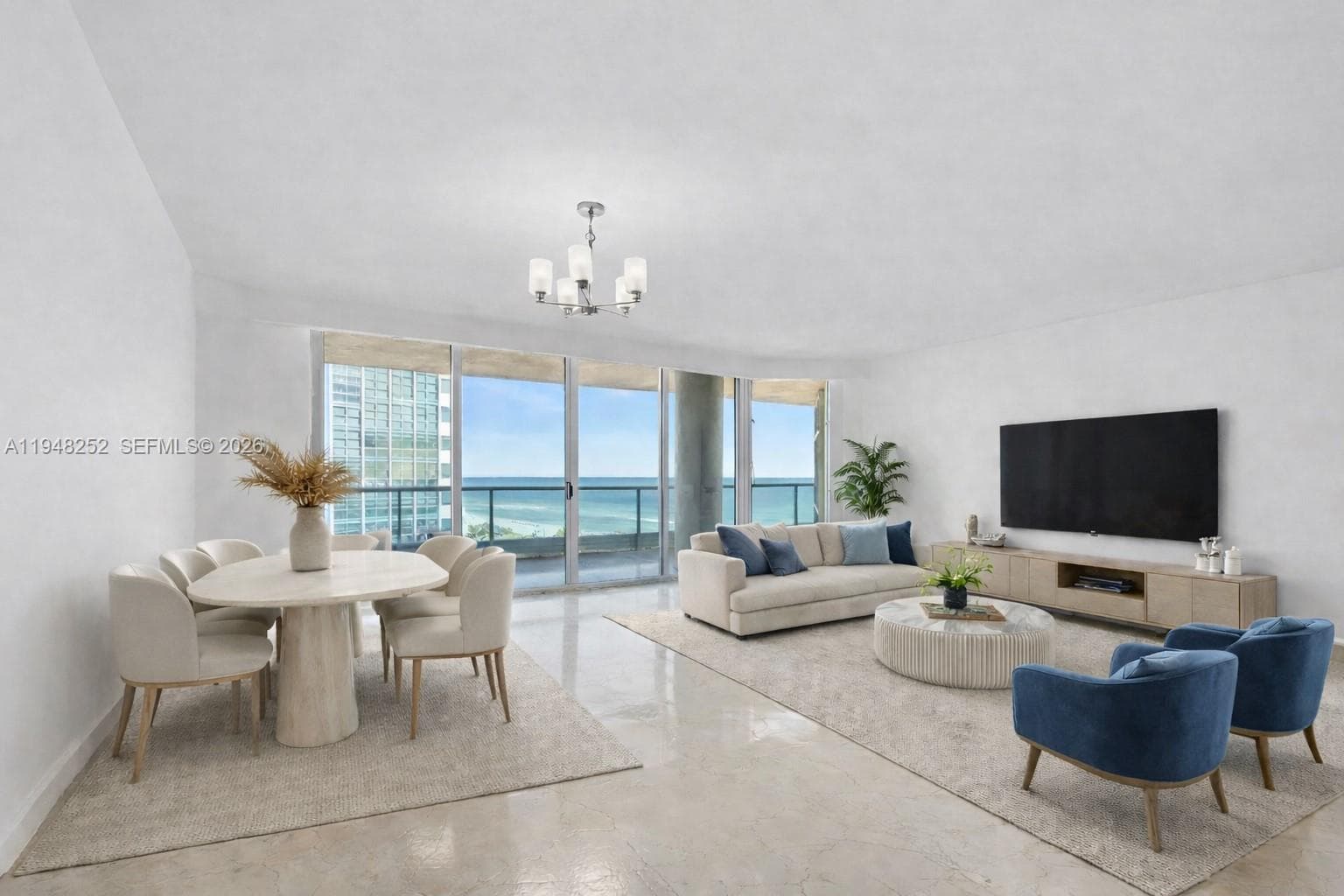 A11948252 — Miami Beach — 2