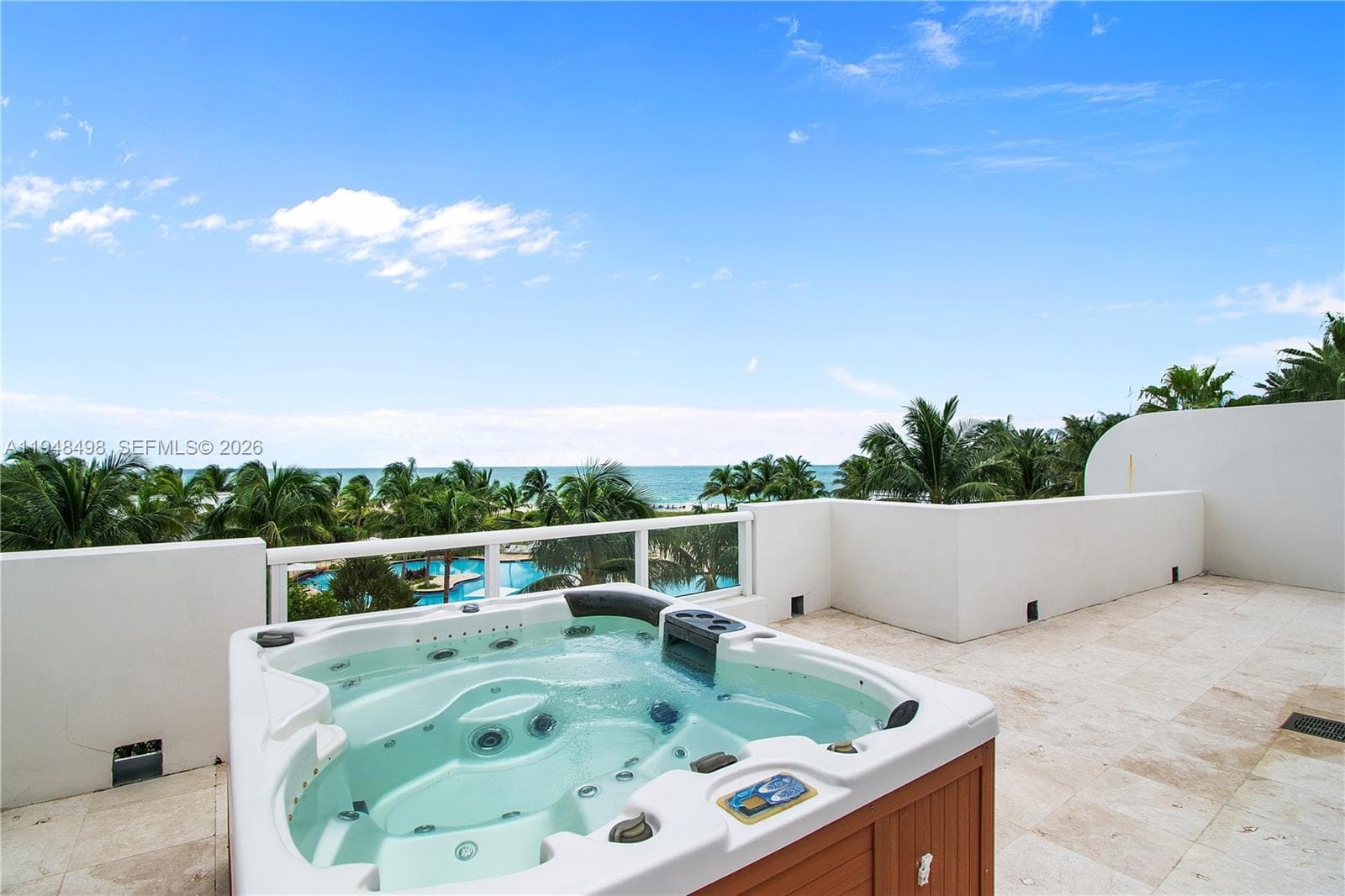 A11948498 — Miami Beach — 17