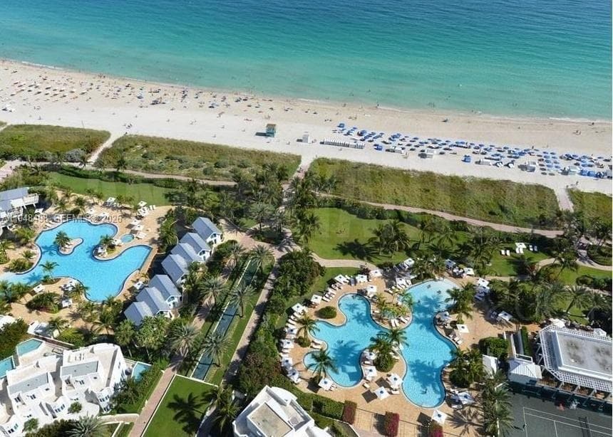 A11948498 — Miami Beach — 28