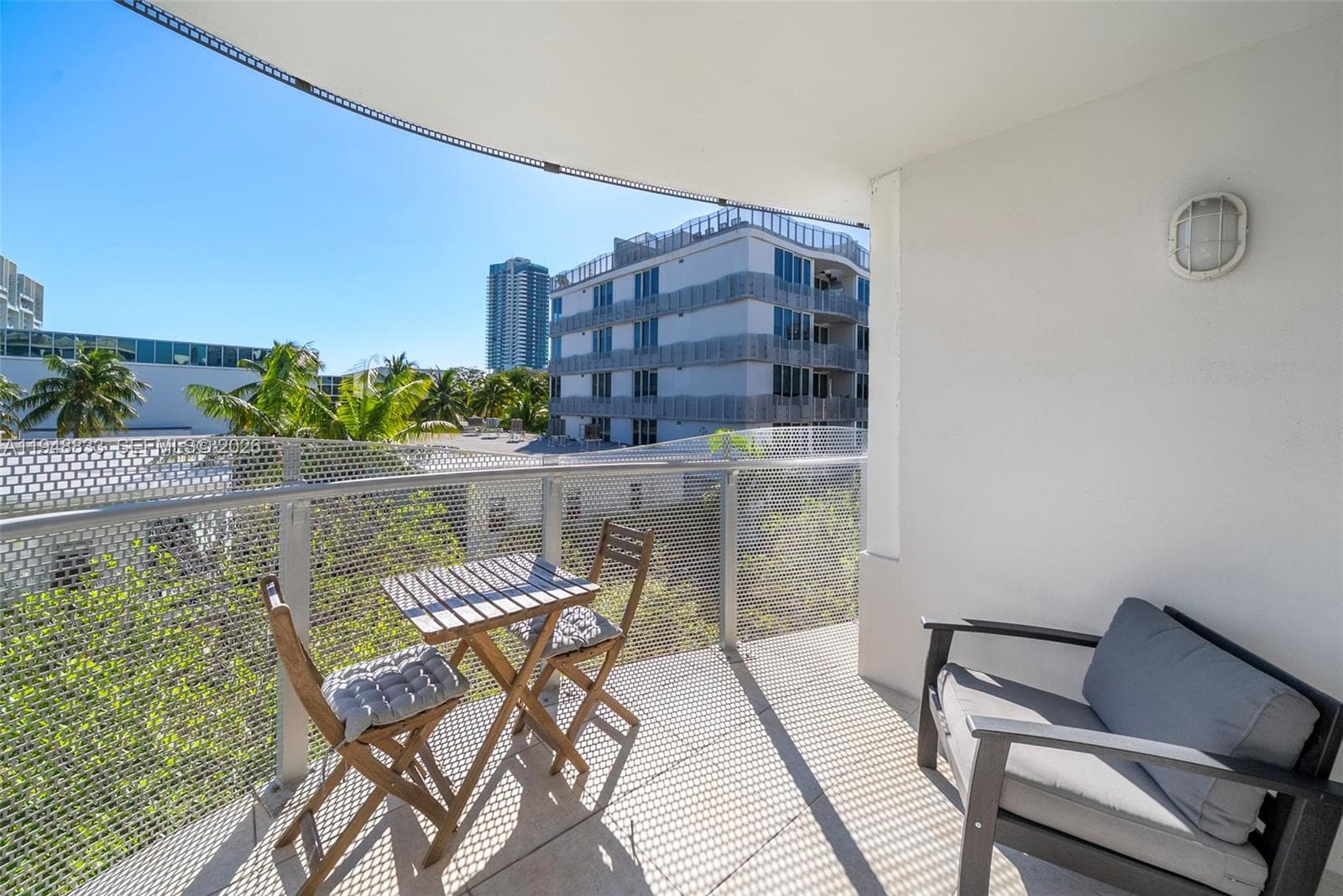 A11948833 — Miami Beach — 6