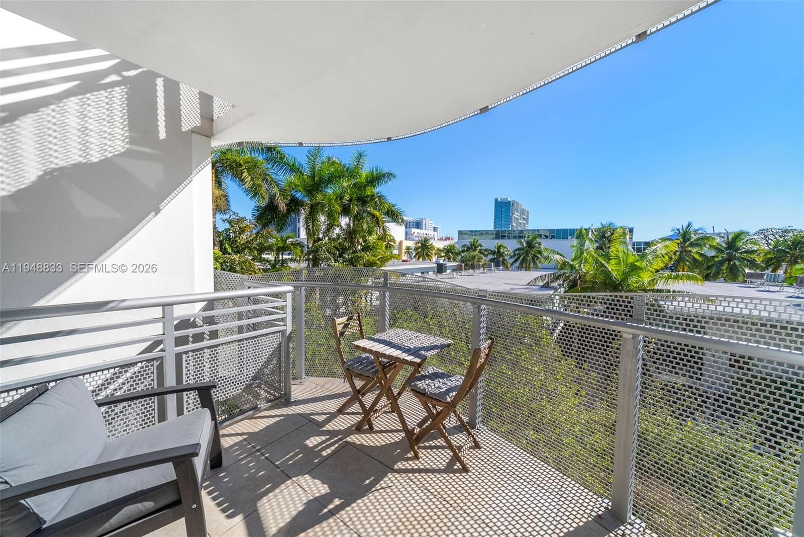 A11948833 — Miami Beach — 5