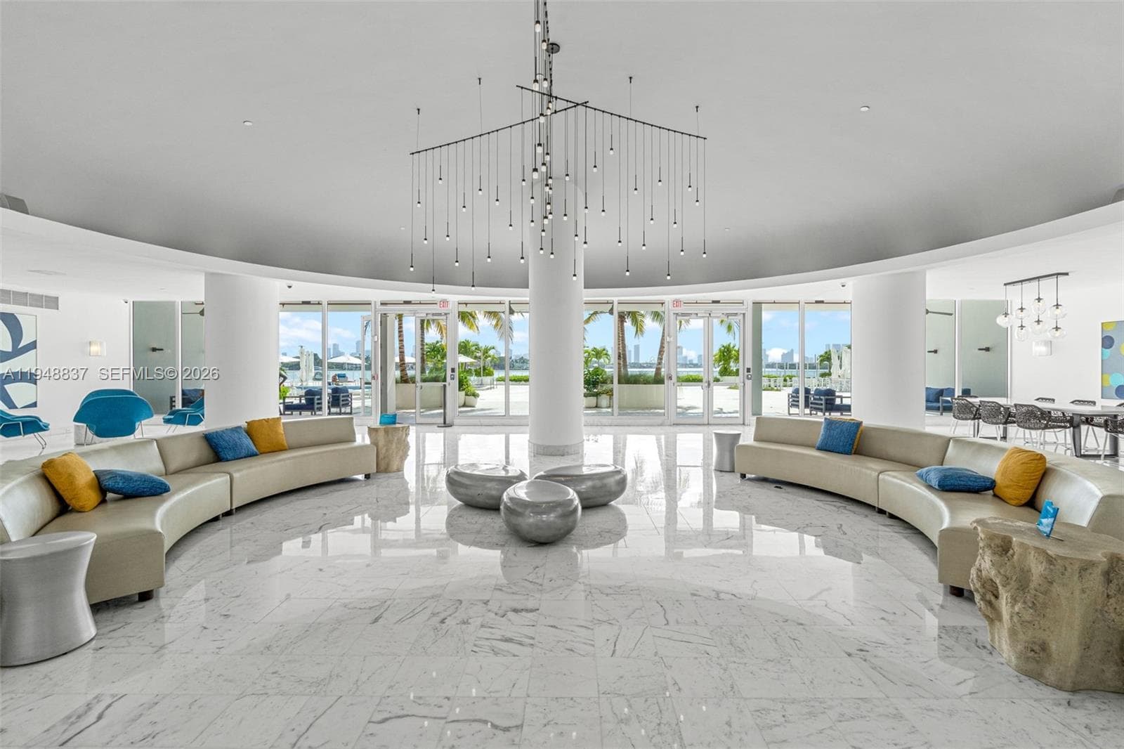 A11948837 — Miami Beach — 26