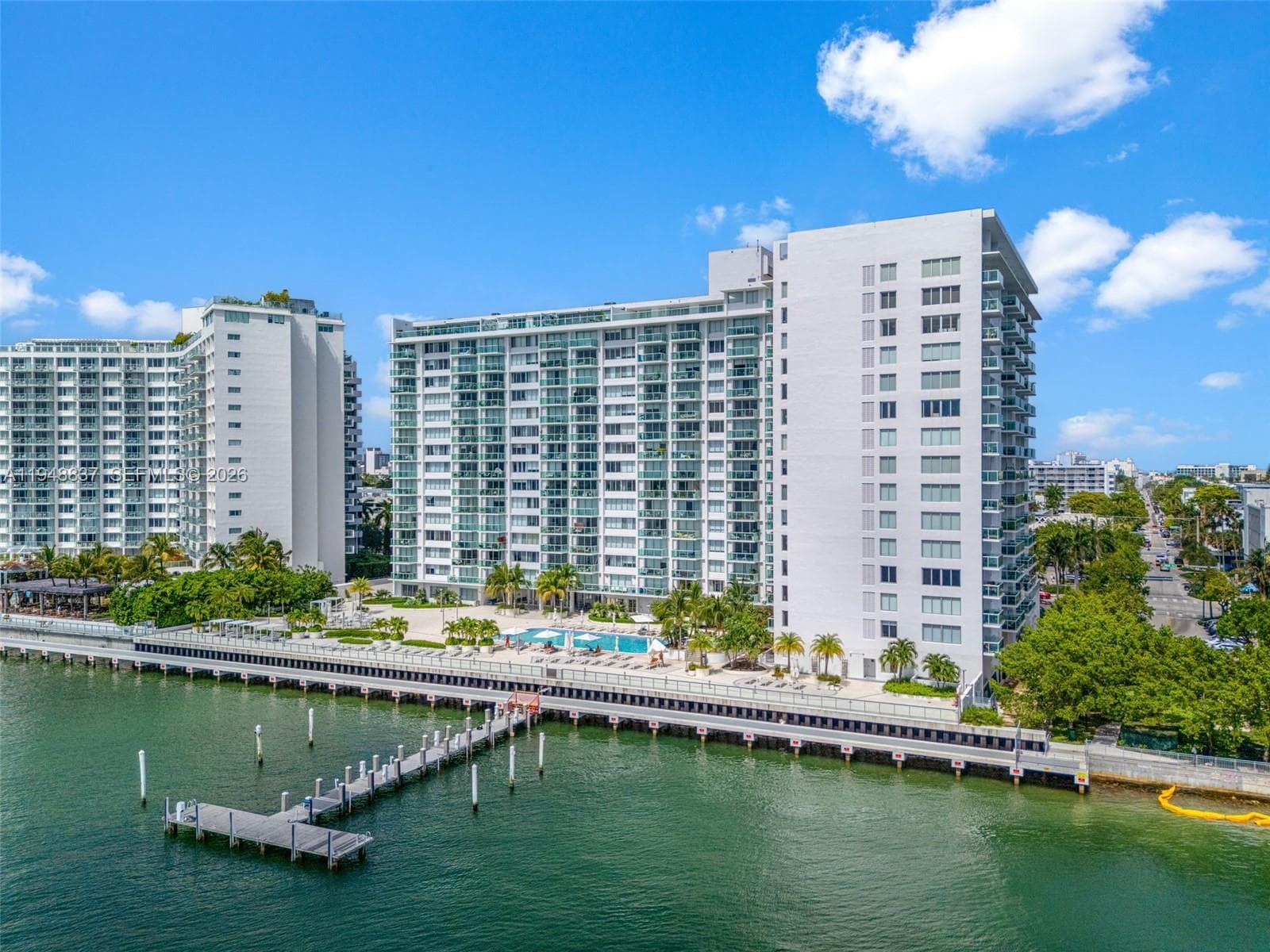 A11948837 — Miami Beach — 34