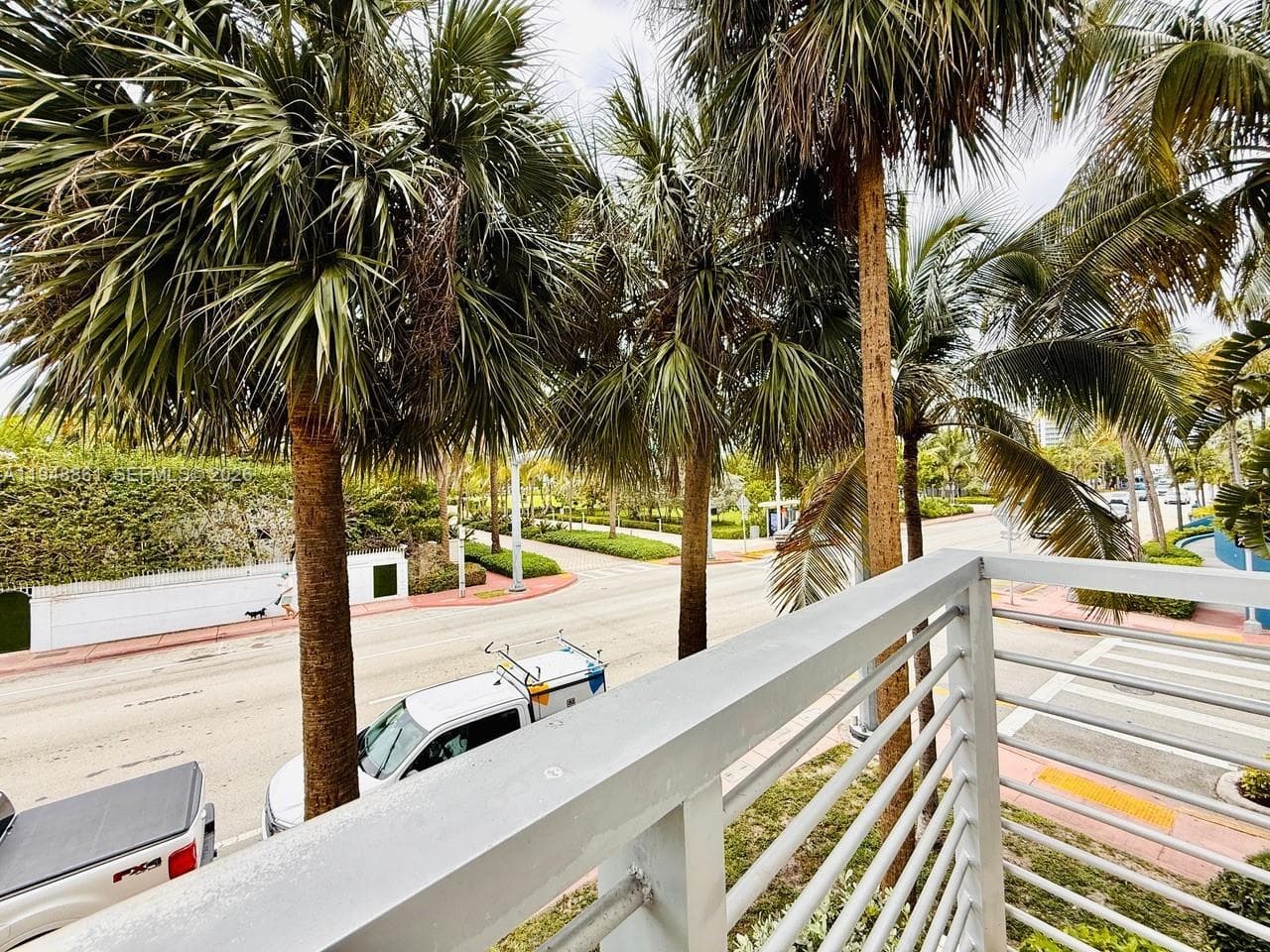 A11948861 — Miami Beach — 23