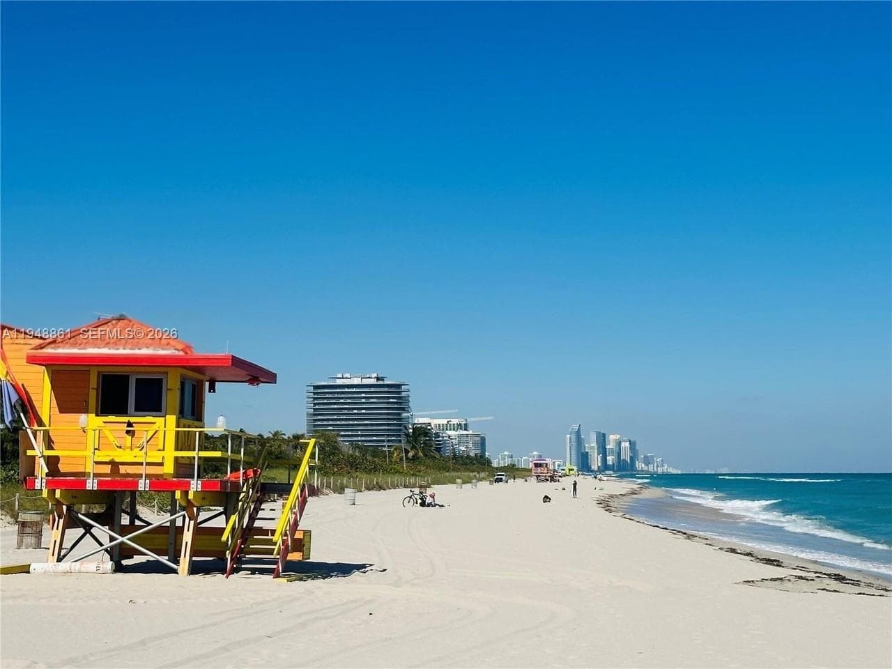 A11948861 — Miami Beach — 25