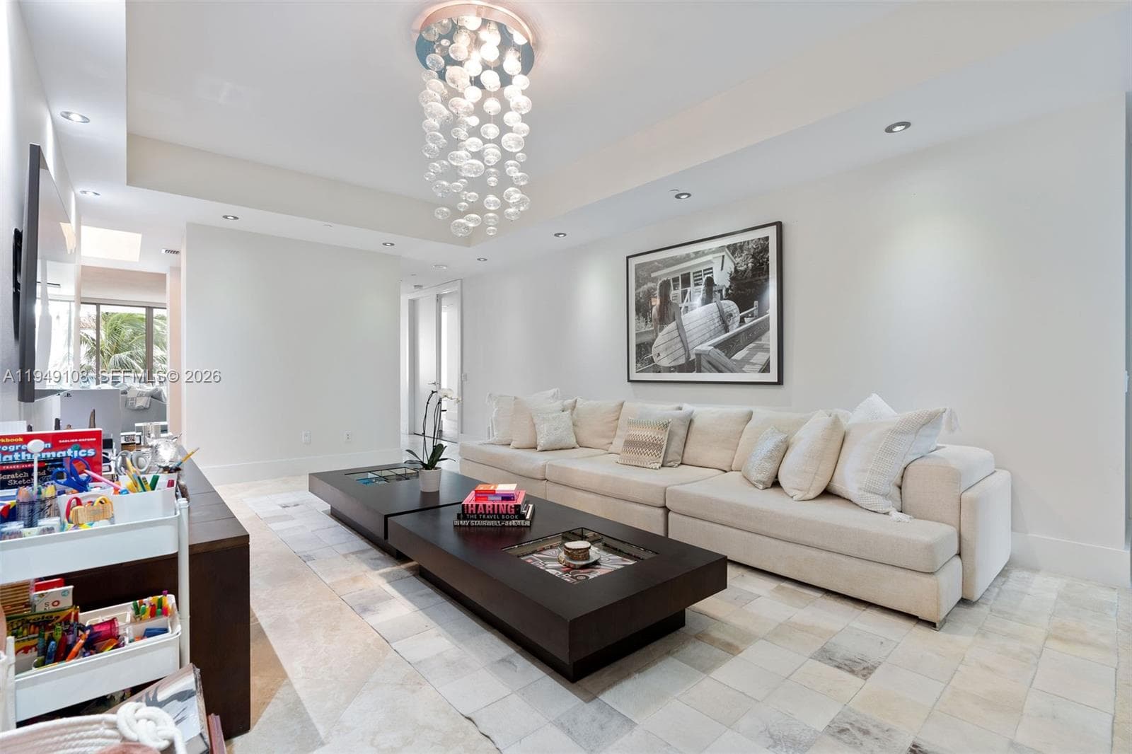 A11949108 — Miami Beach — 14
