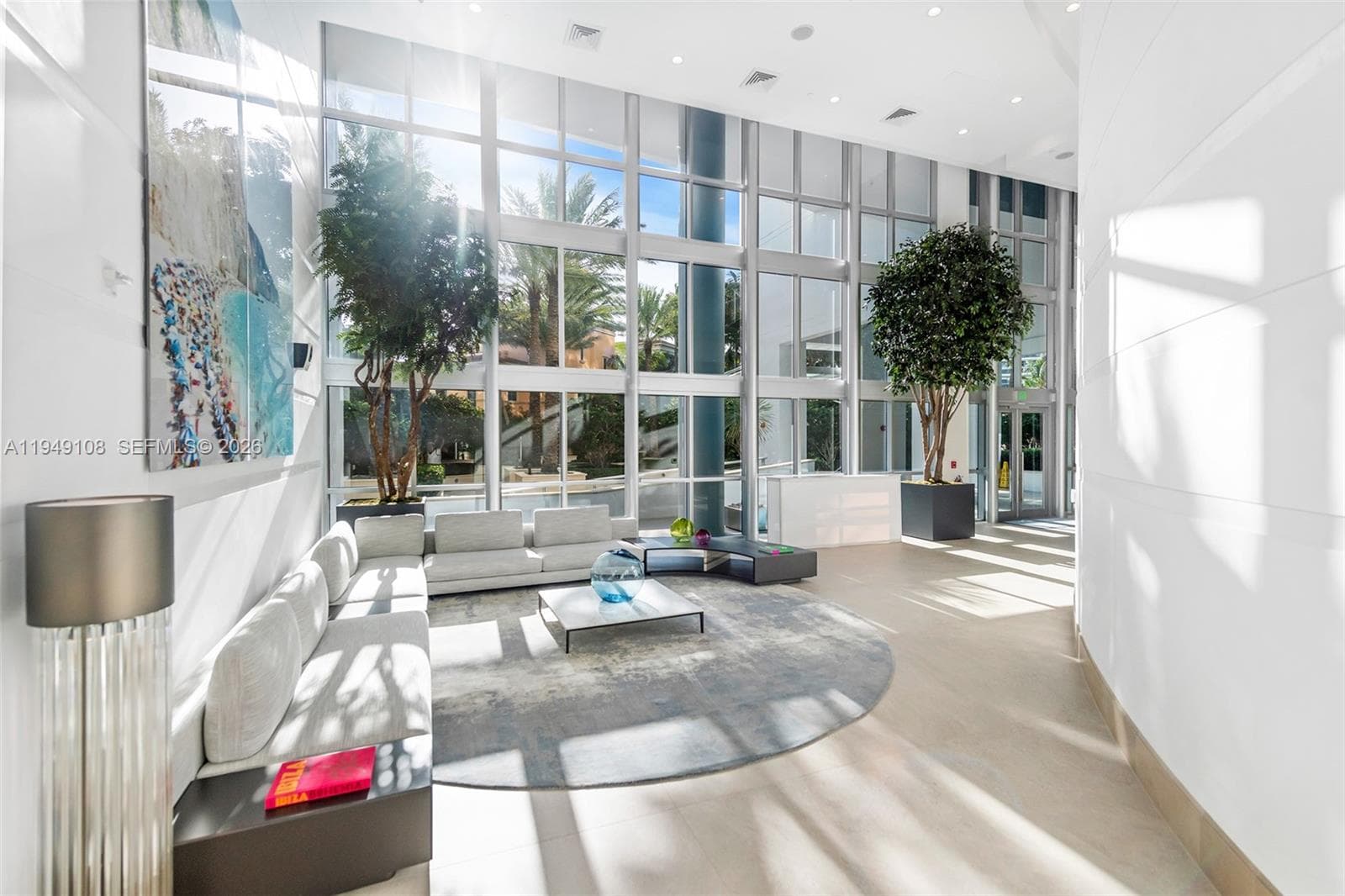 A11949108 — Miami Beach — 39