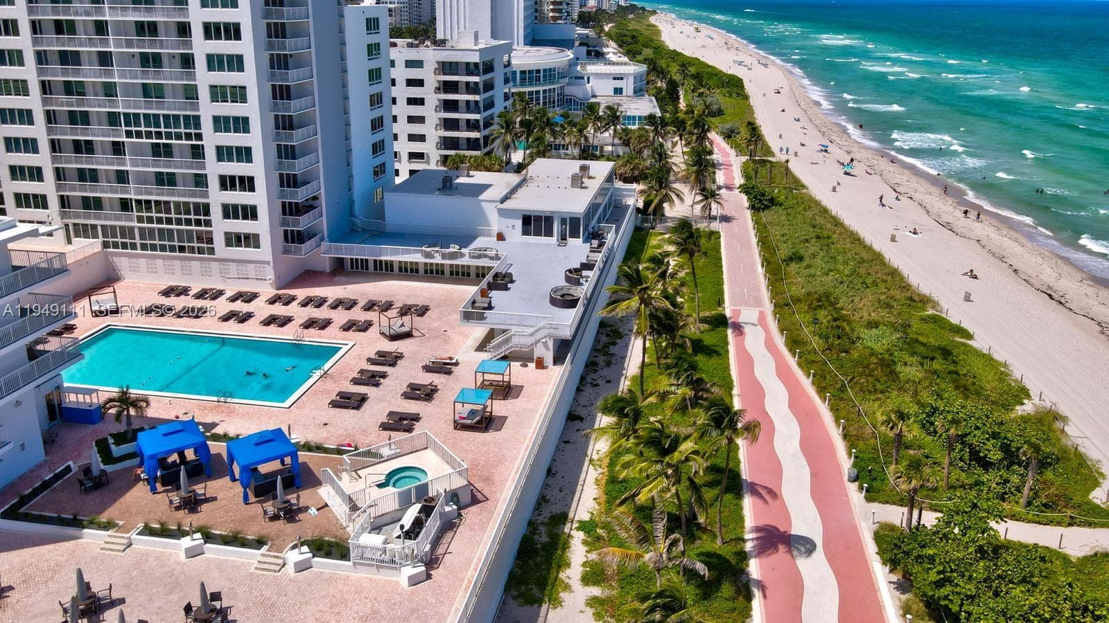 A11949111 — Miami Beach — 25