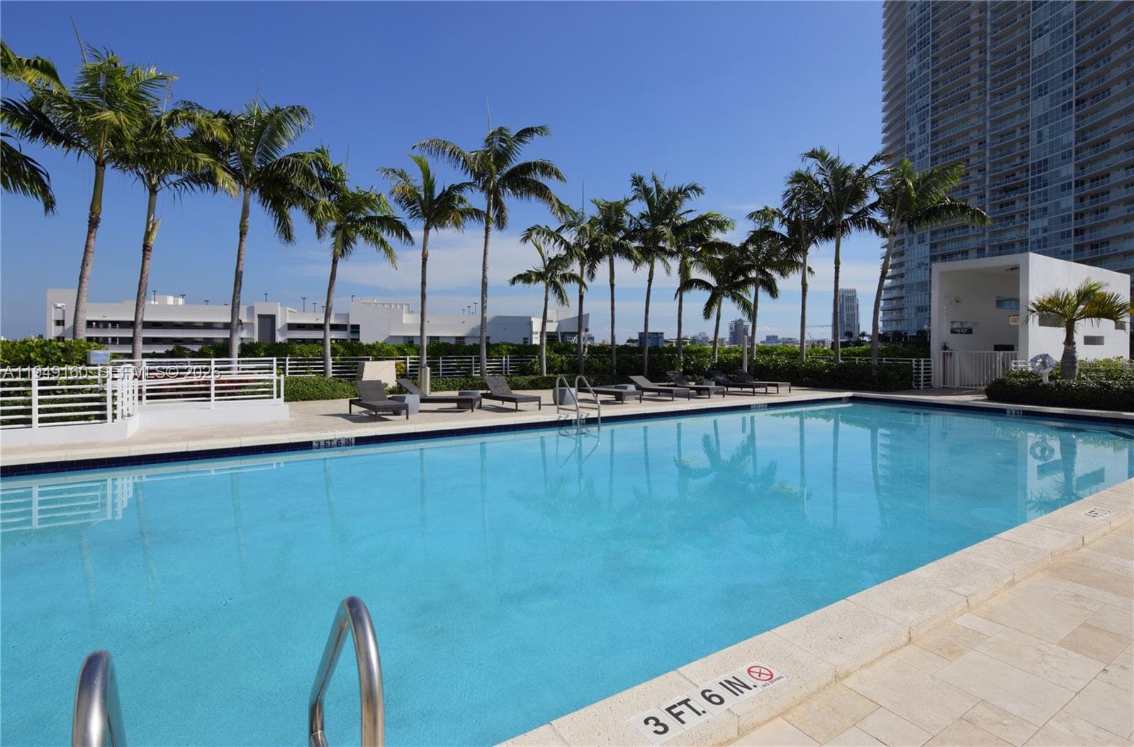 A11949160 — Miami Beach — 31