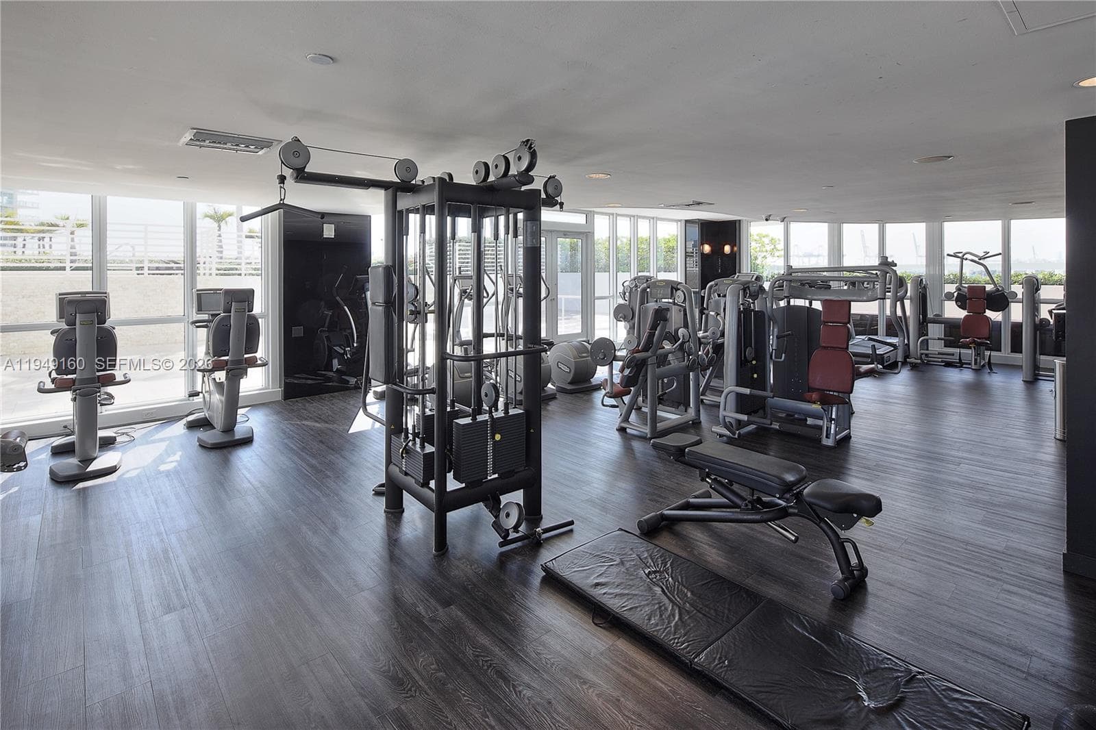 A11949160 — Miami Beach — 29