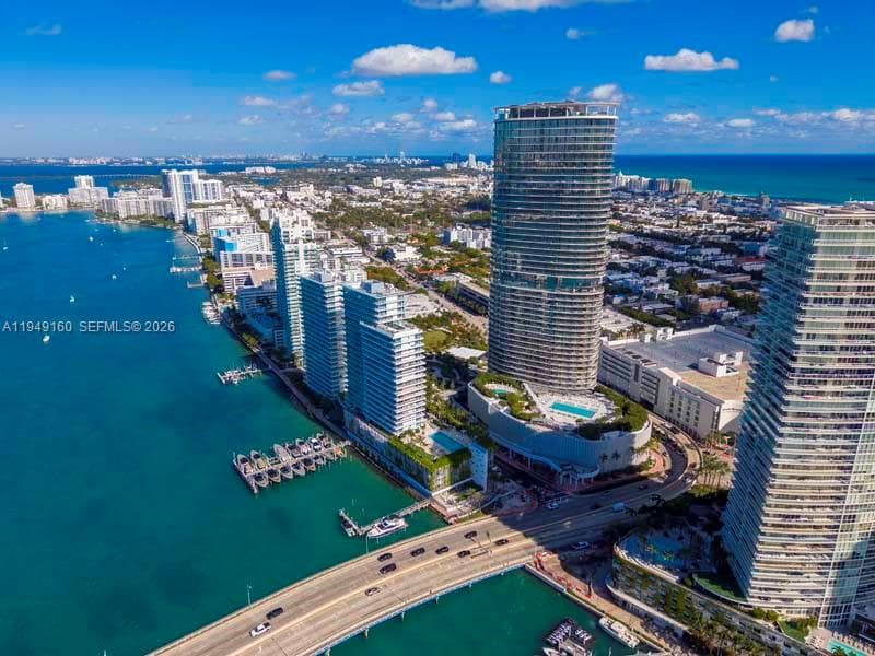 A11949160 — Miami Beach — 25