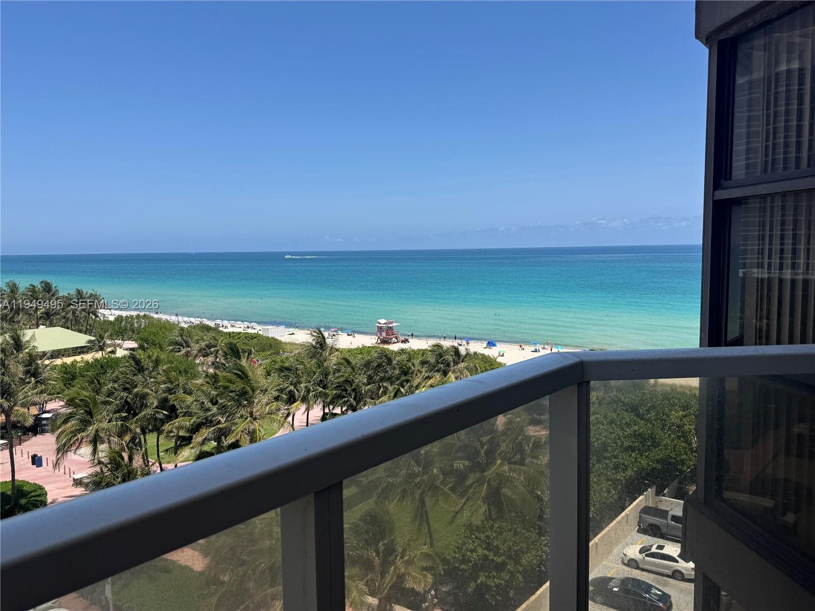 A11949495 — Miami Beach