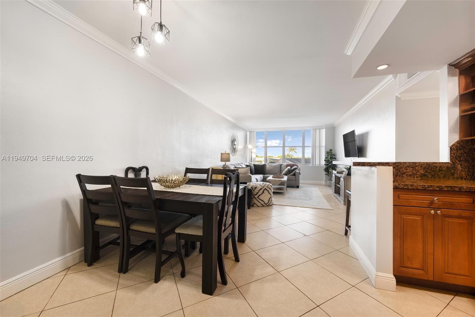 A11949704 — Miami Beach — 2