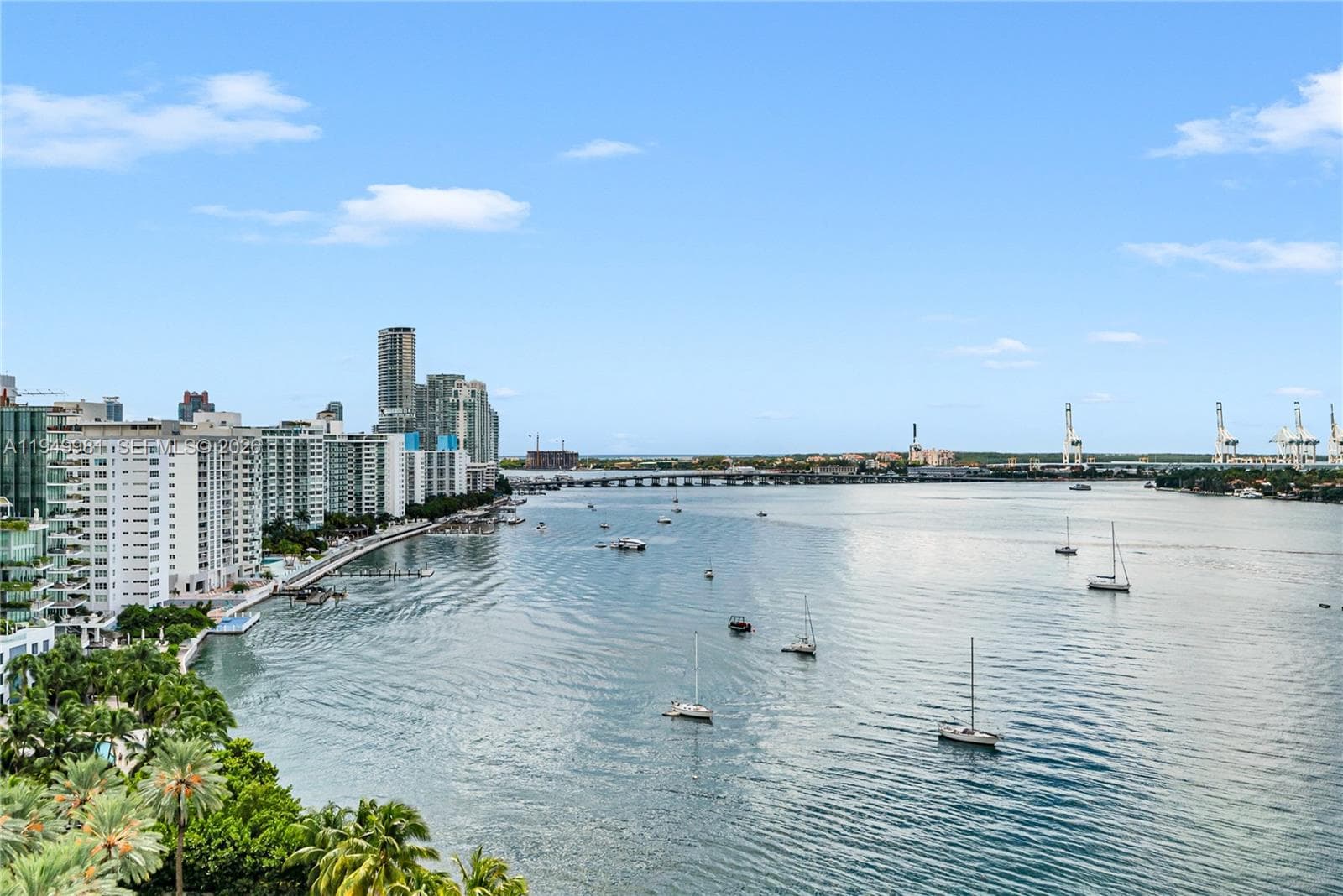 A11949981 — Miami Beach