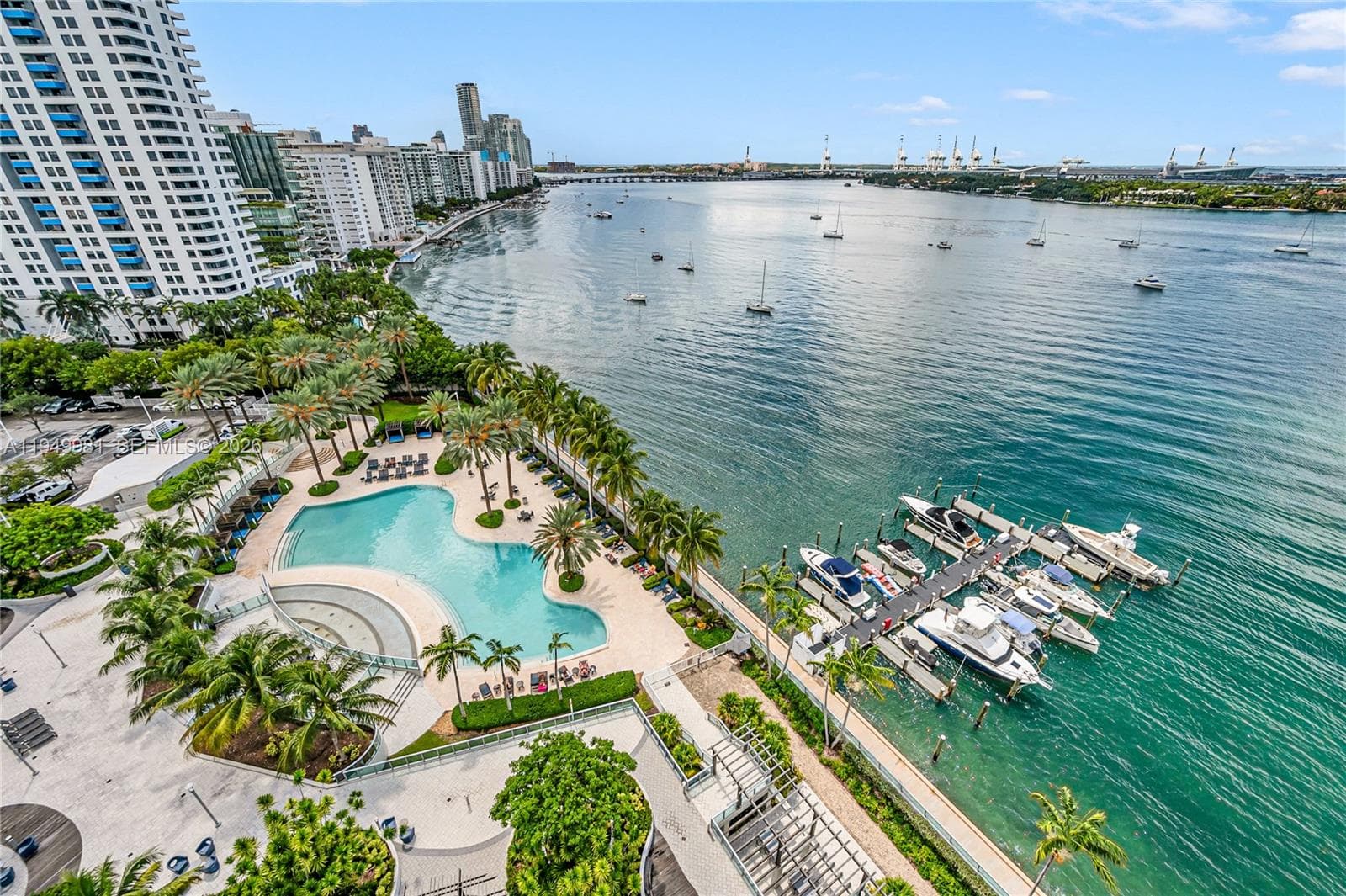 A11949981 — Miami Beach — 4