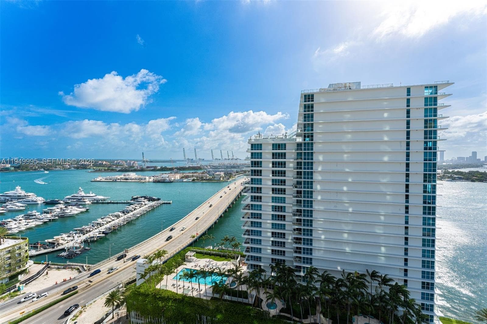 A11949995 — Miami Beach — 16