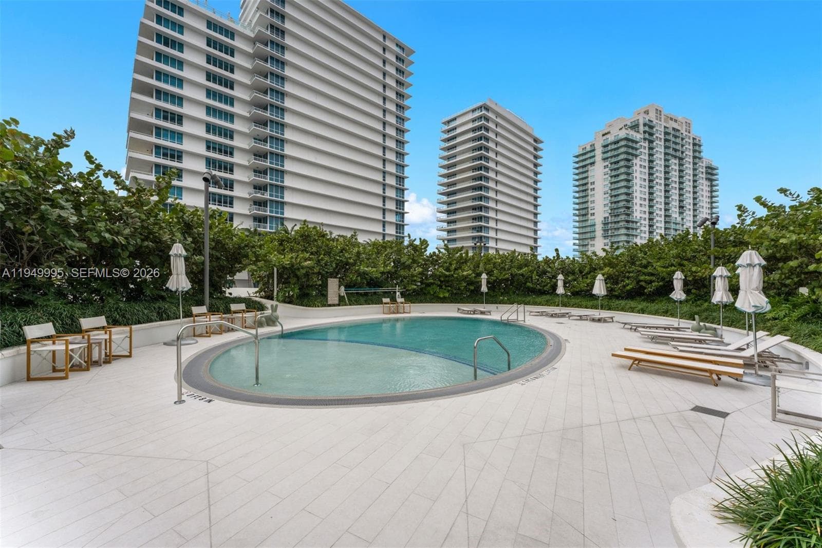 A11949995 — Miami Beach — 25