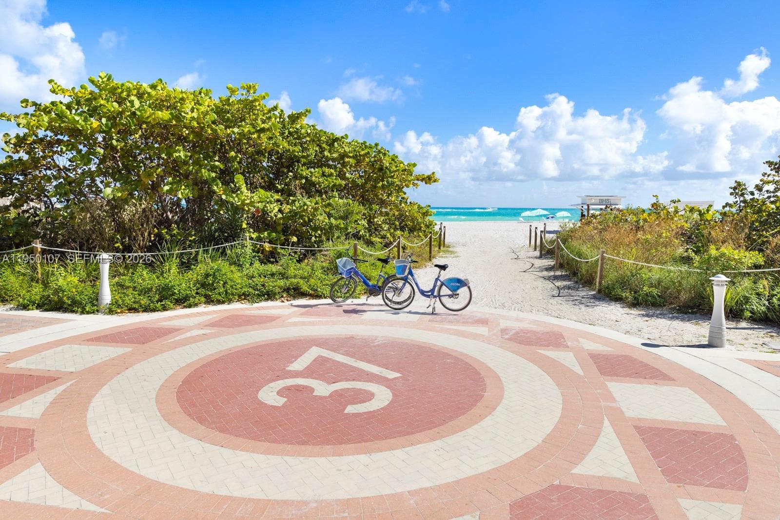 A11950107 — Miami Beach — 14