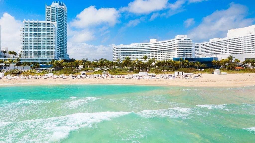 A11950241 — Miami Beach — 3