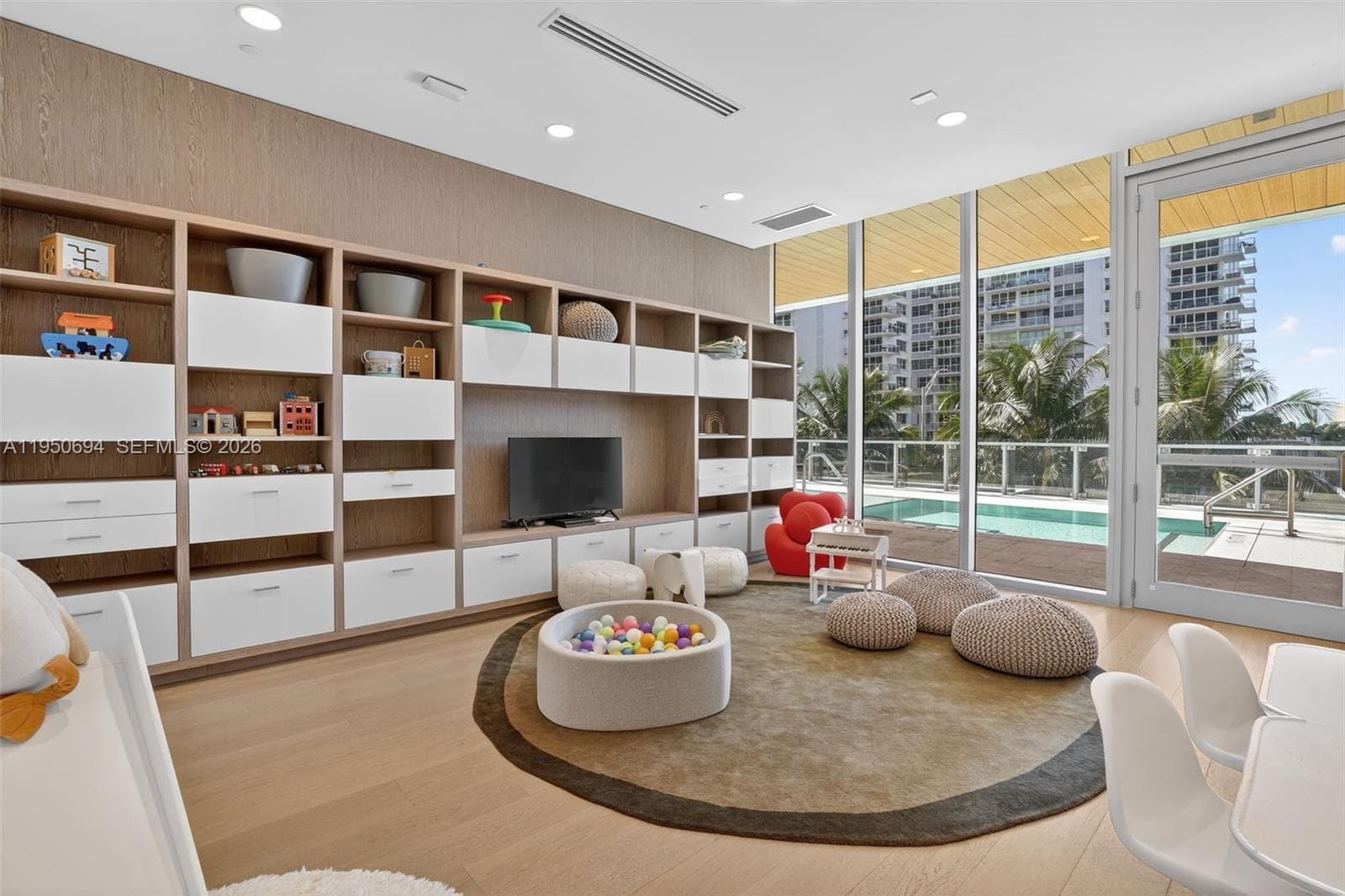 A11950694 — Miami Beach — 37