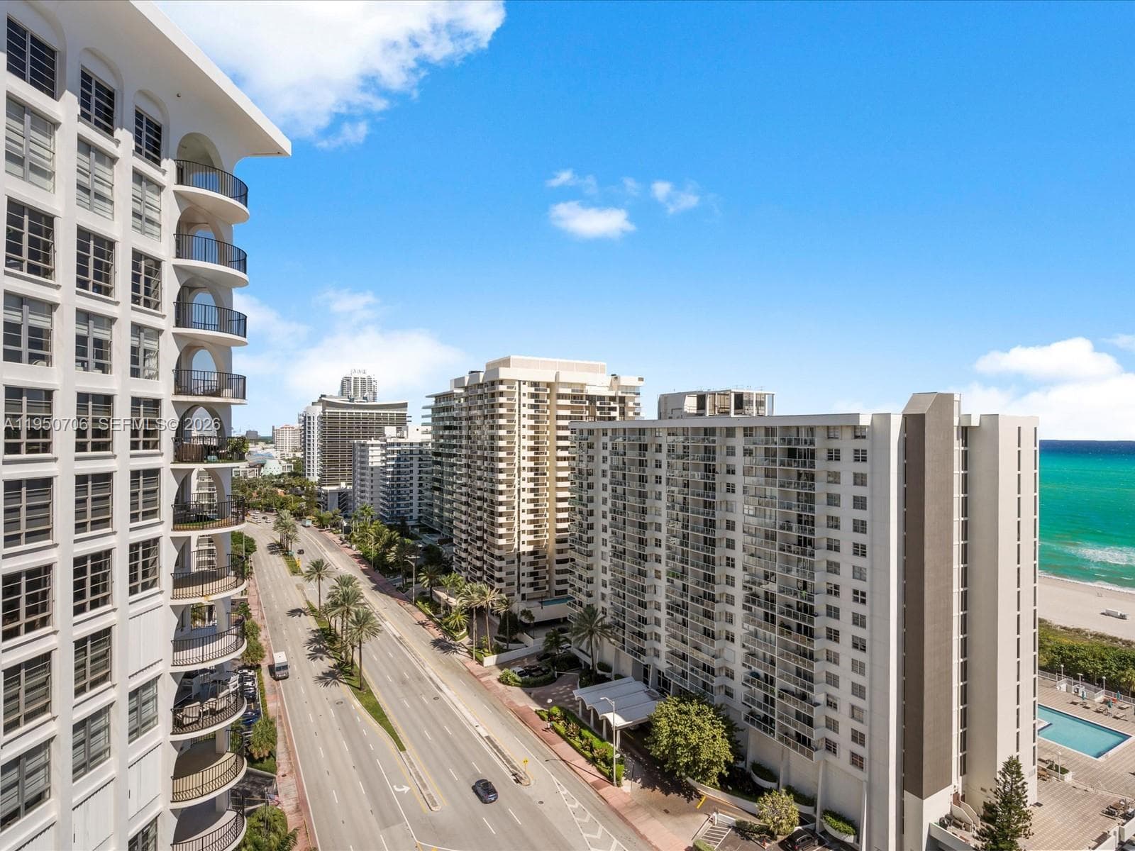 A11950706 — Miami Beach — 28