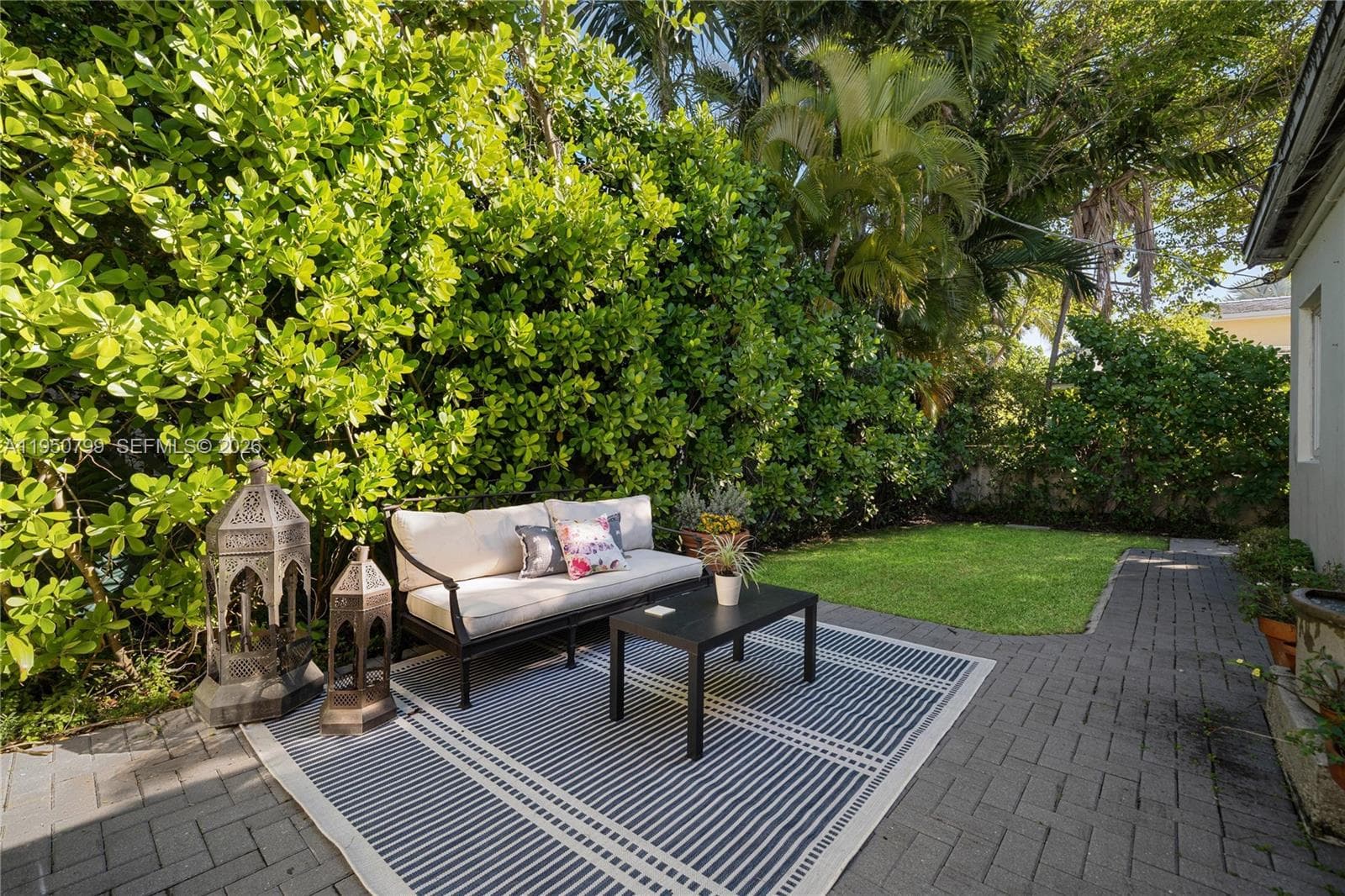 A11950799 — Miami Beach — 15