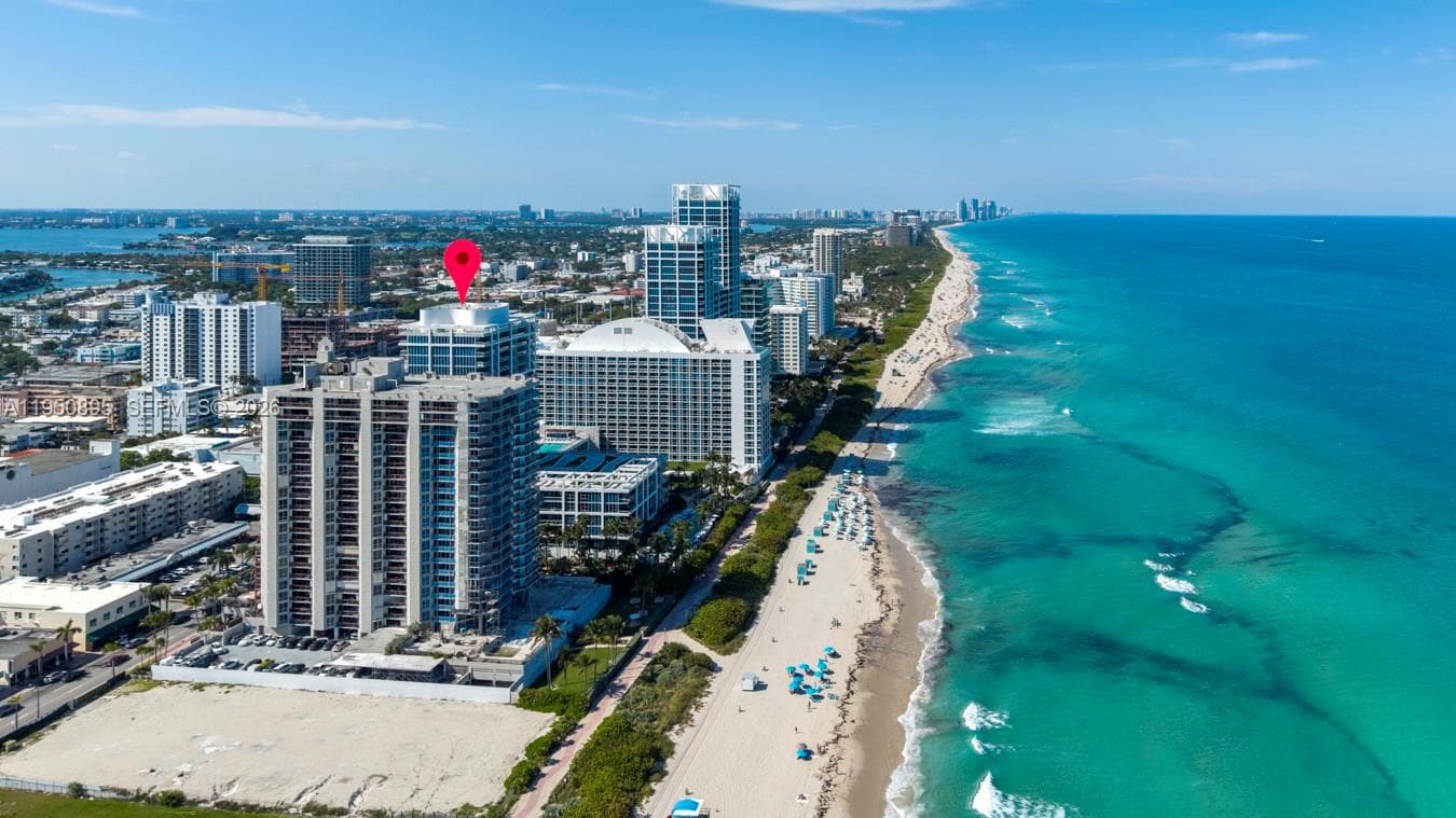 A11950895 — Miami Beach — 38