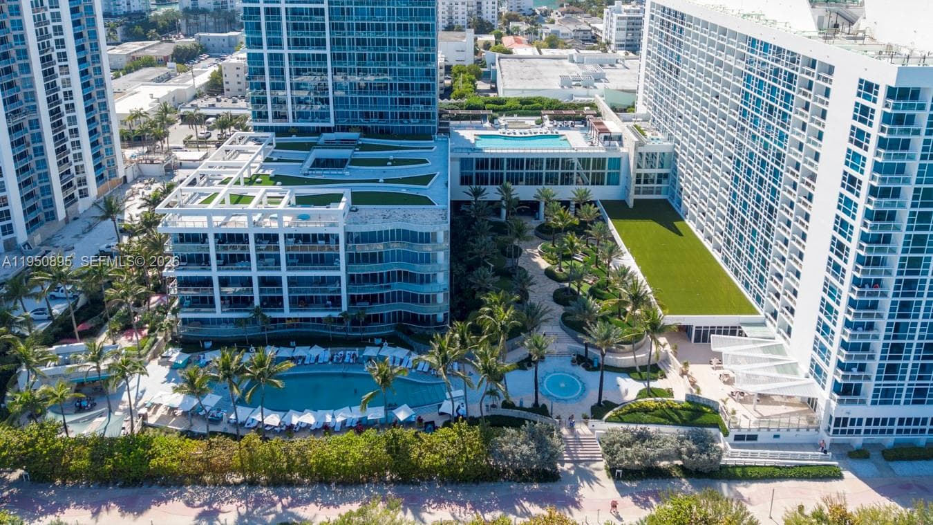 A11950895 — Miami Beach — 37