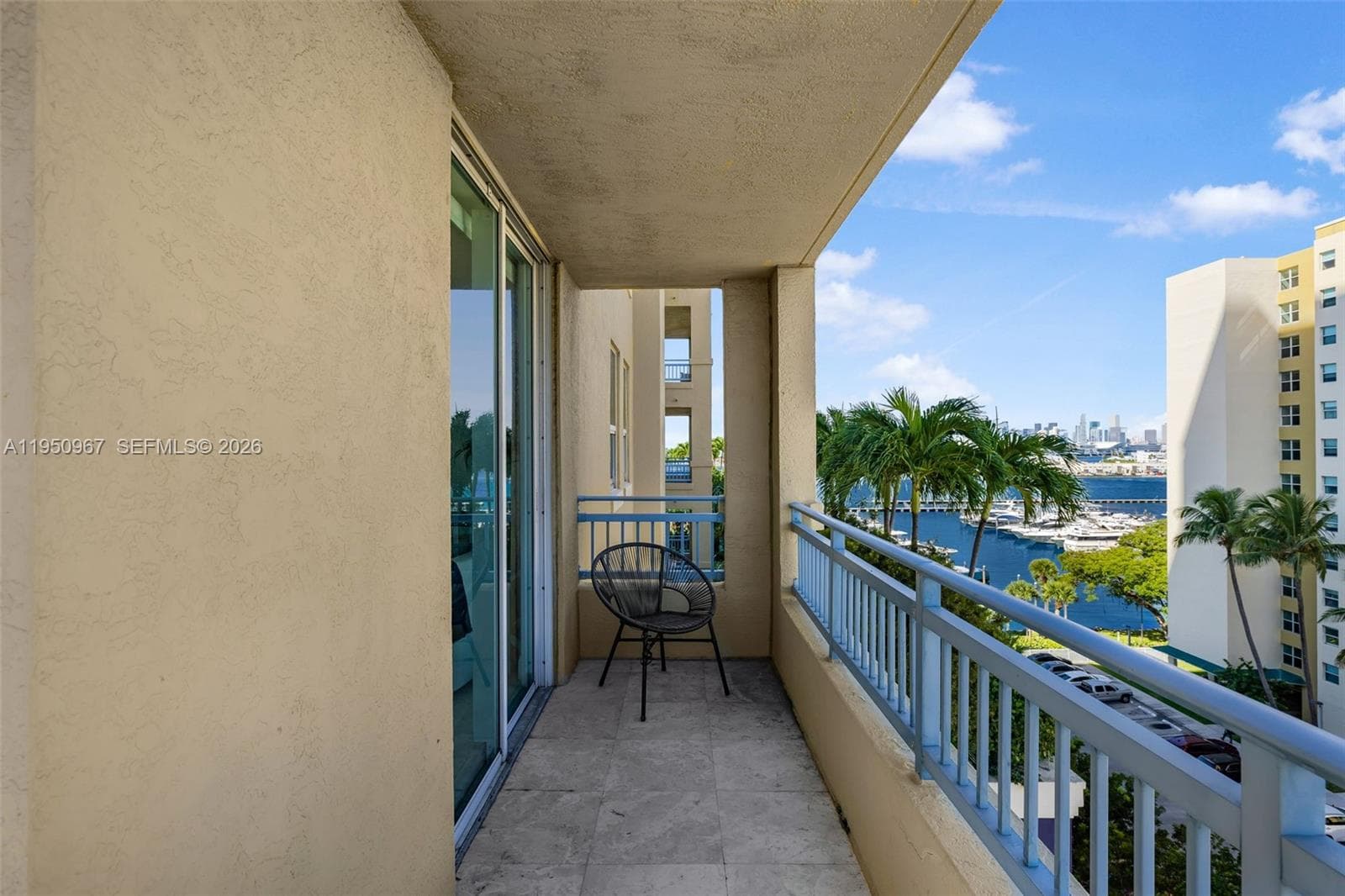 A11950967 — Miami Beach — 27