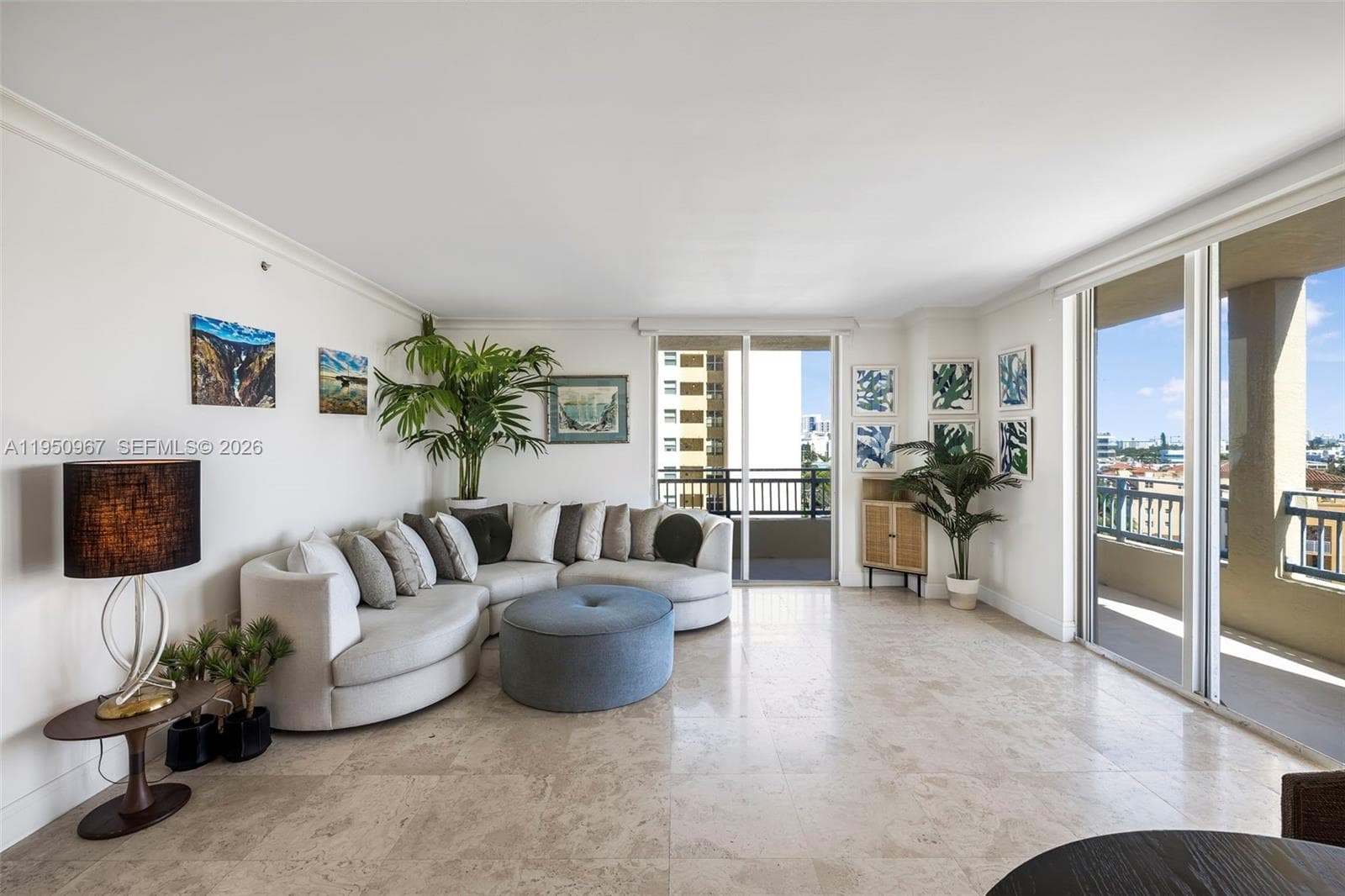 A11950967 — Miami Beach — 2