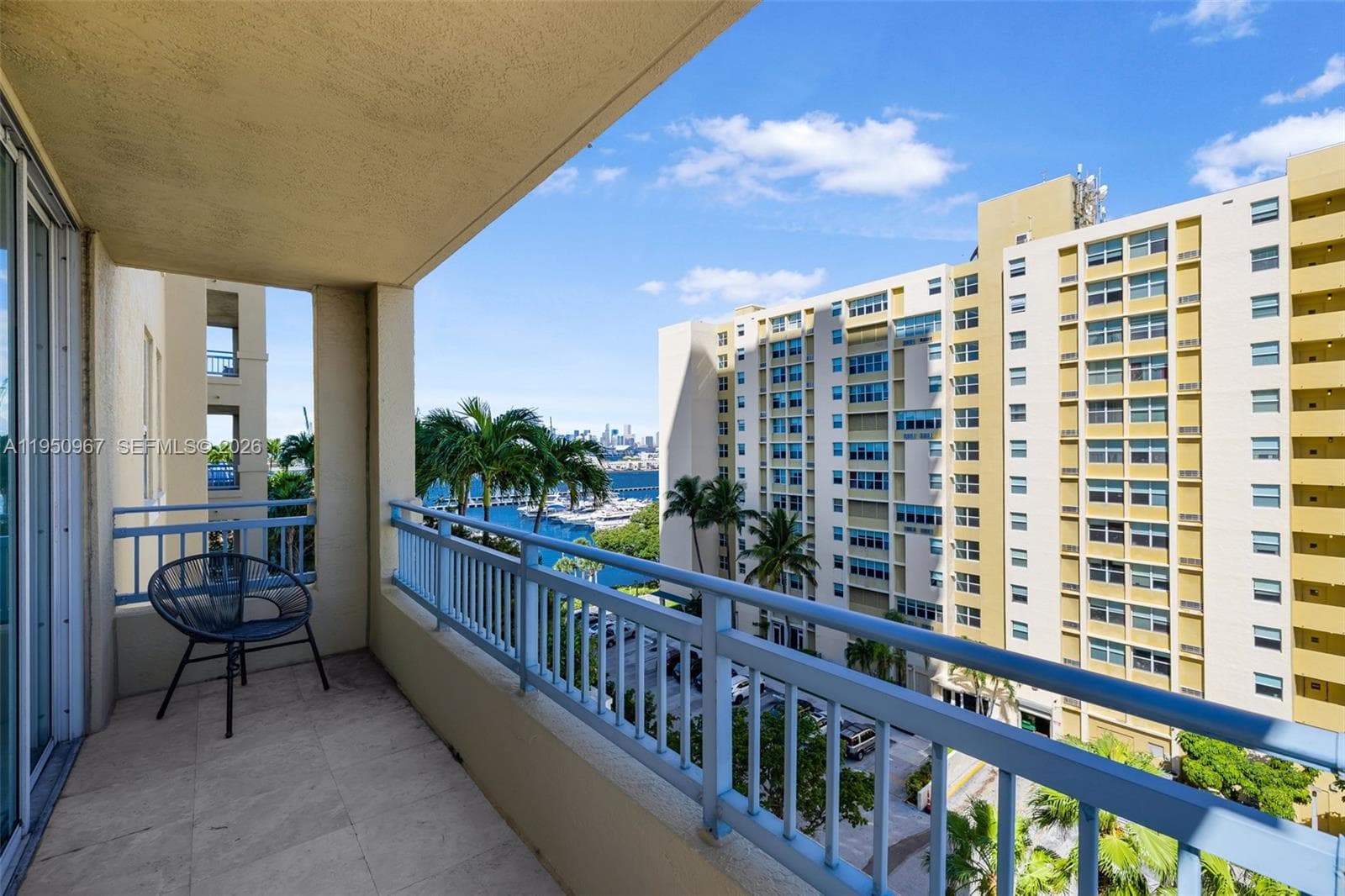 A11950967 — Miami Beach — 26