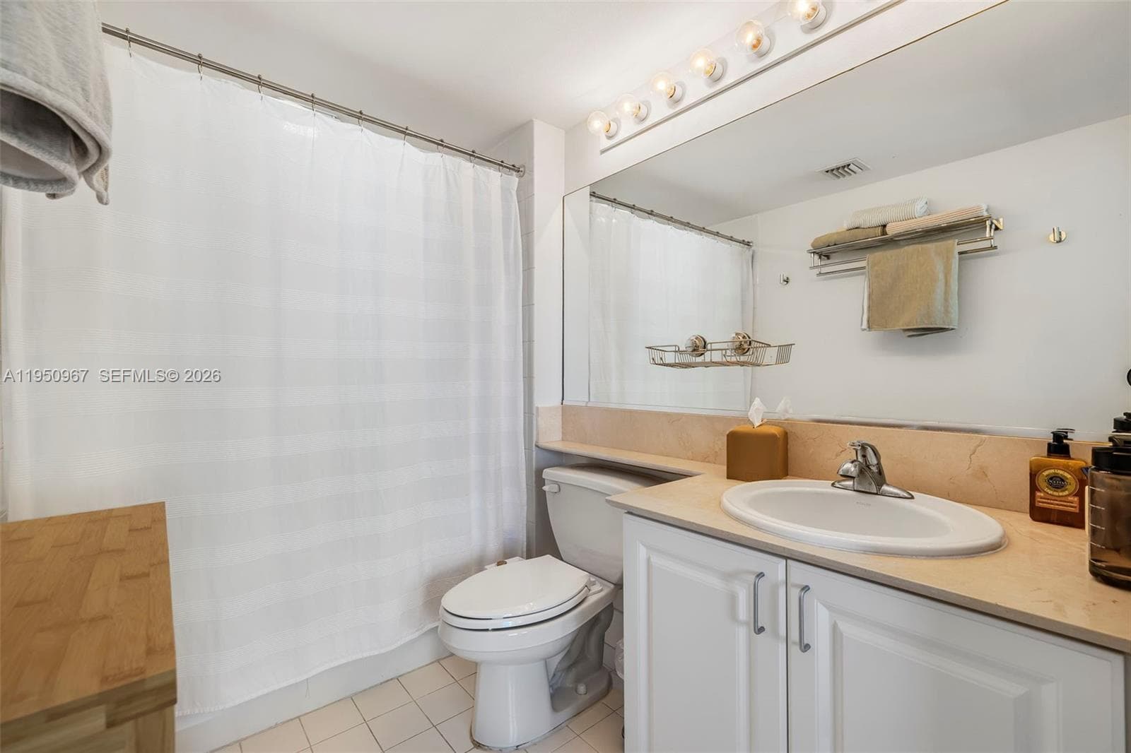 A11950967 — Miami Beach — 14