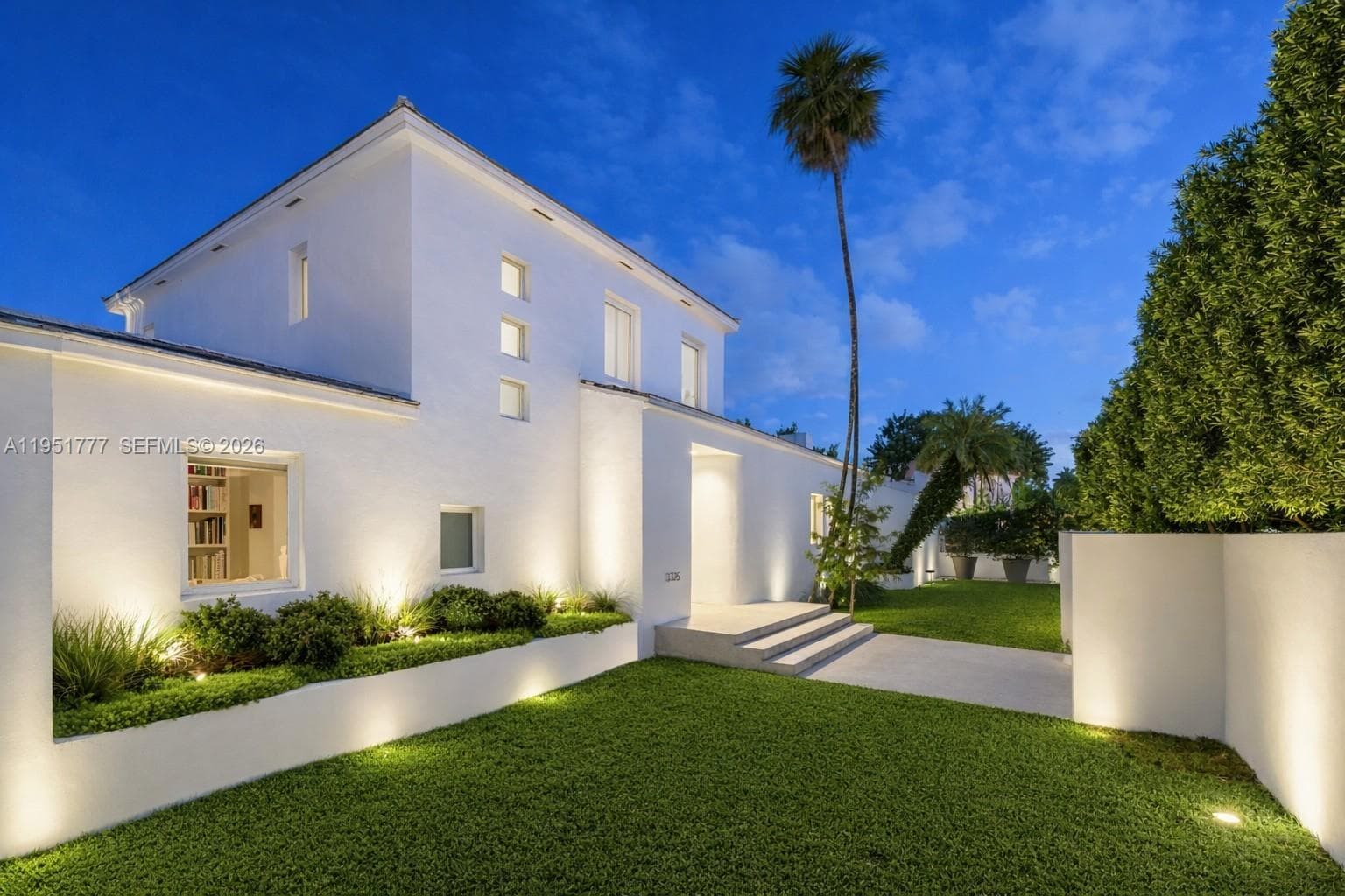 A11951777 — Miami Beach — 2