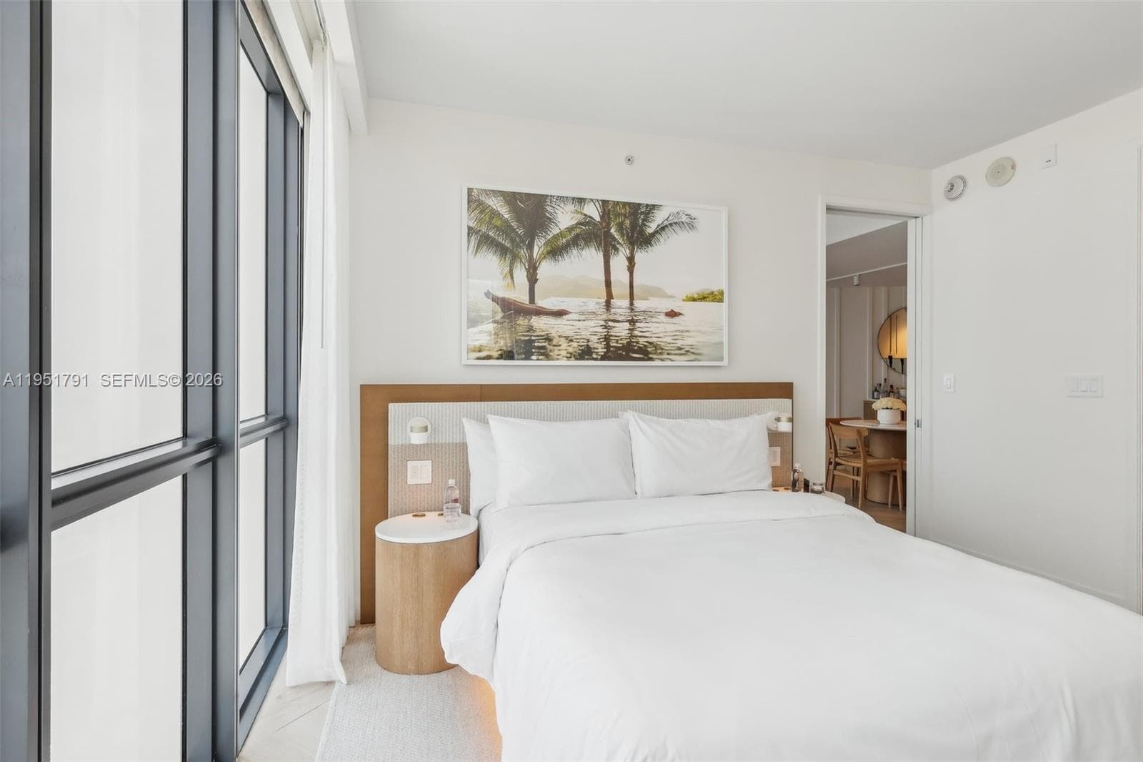A11951791 — Miami Beach — 22