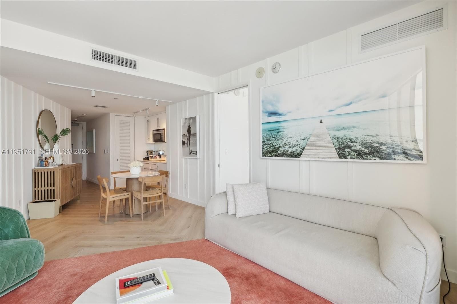 A11951791 — Miami Beach — 8