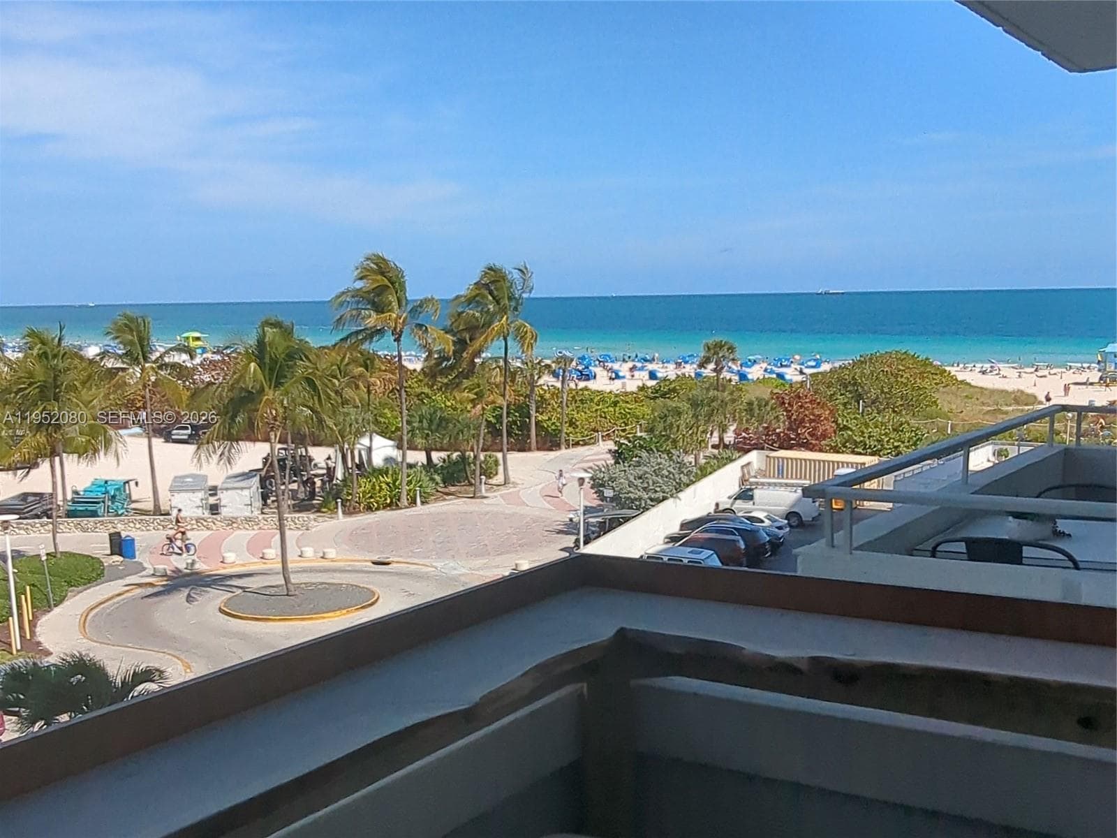 A11952080 — Miami Beach