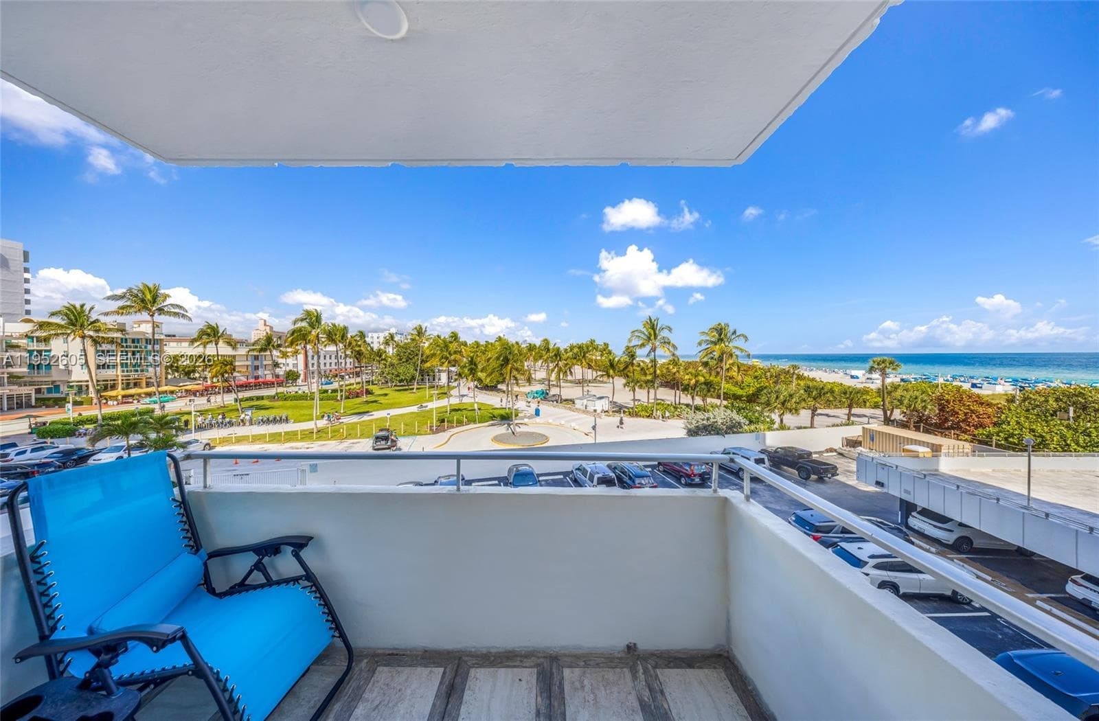 A11952605 — Miami Beach