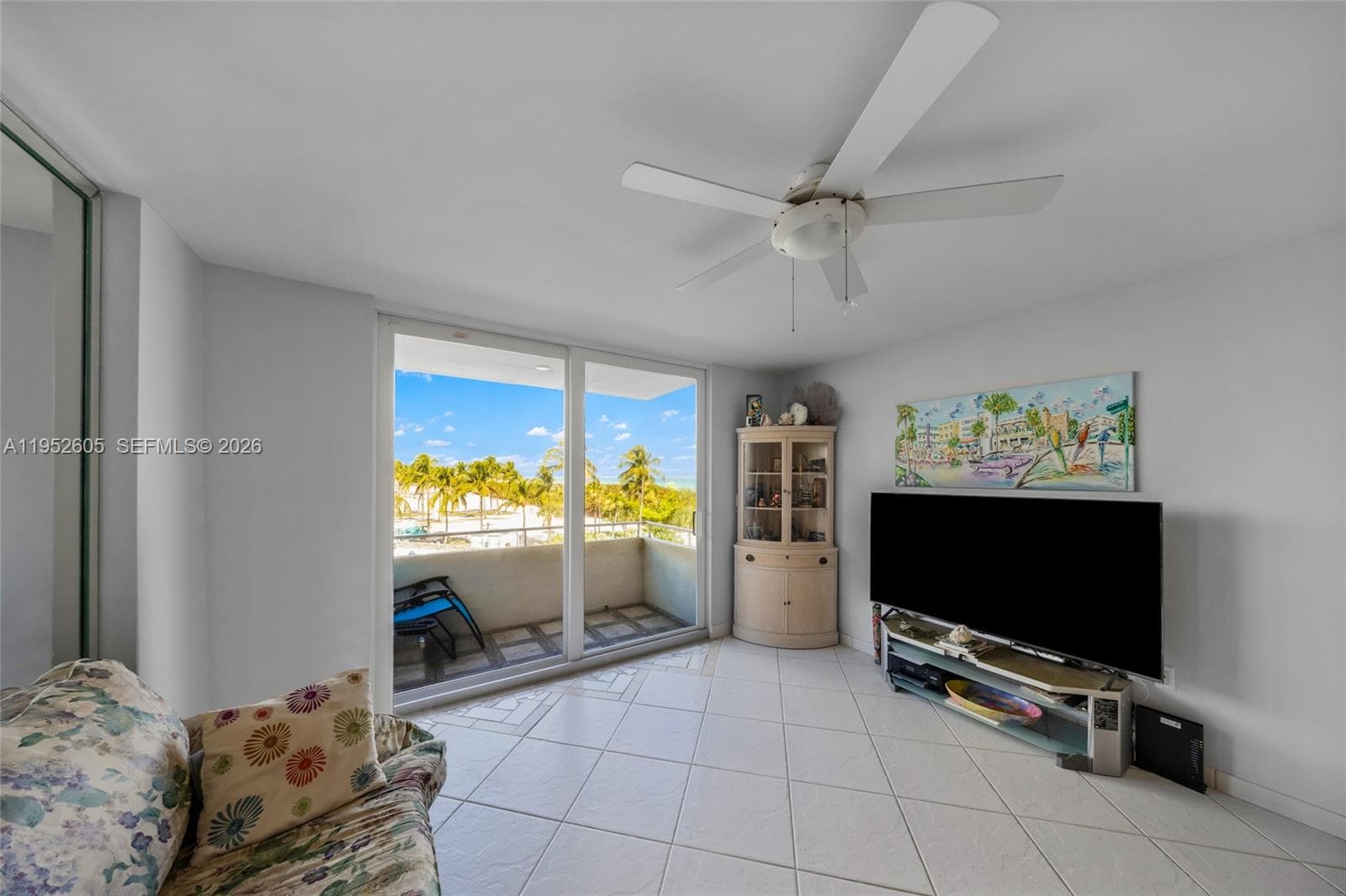 A11952605 — Miami Beach — 9