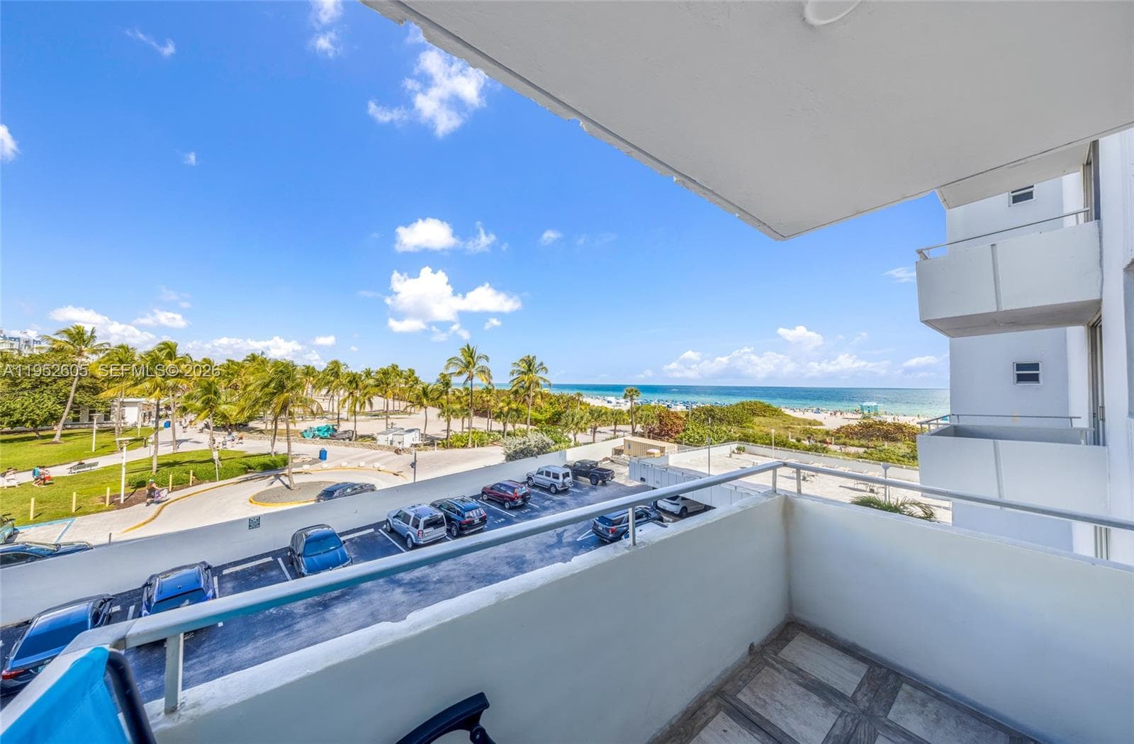 A11952605 — Miami Beach — 19