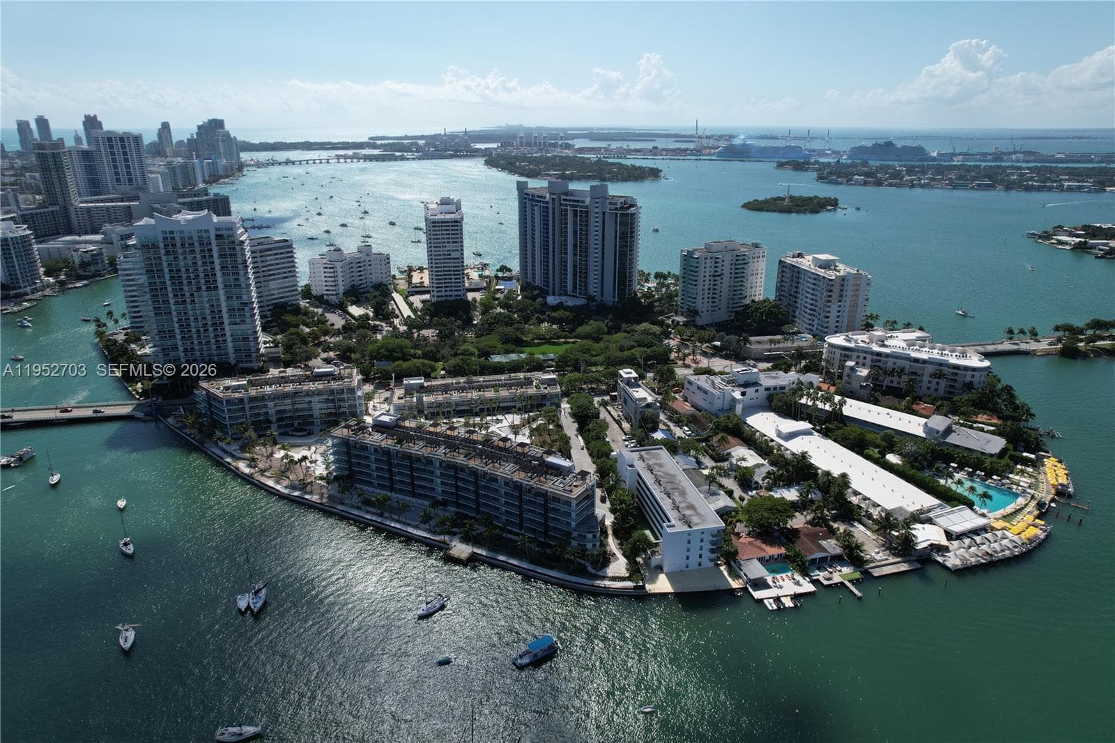 A11952703 — Miami Beach — 22