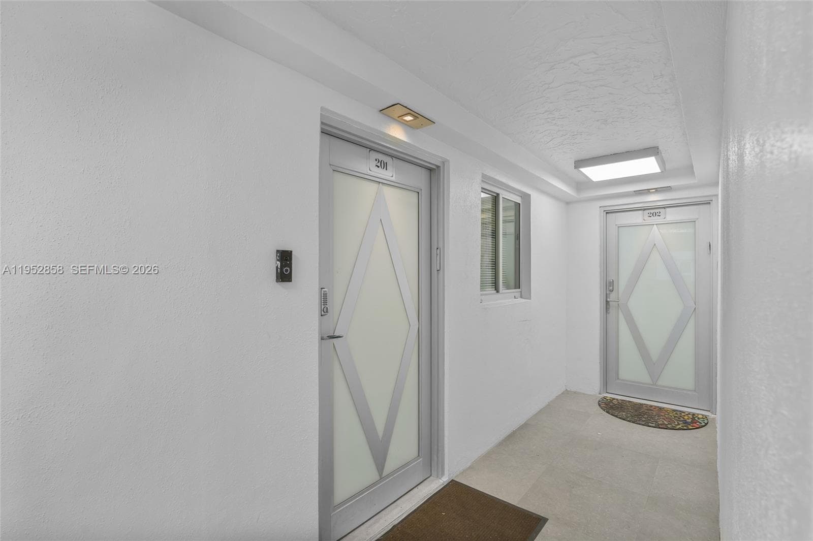 A11952858 — Miami Beach — 20