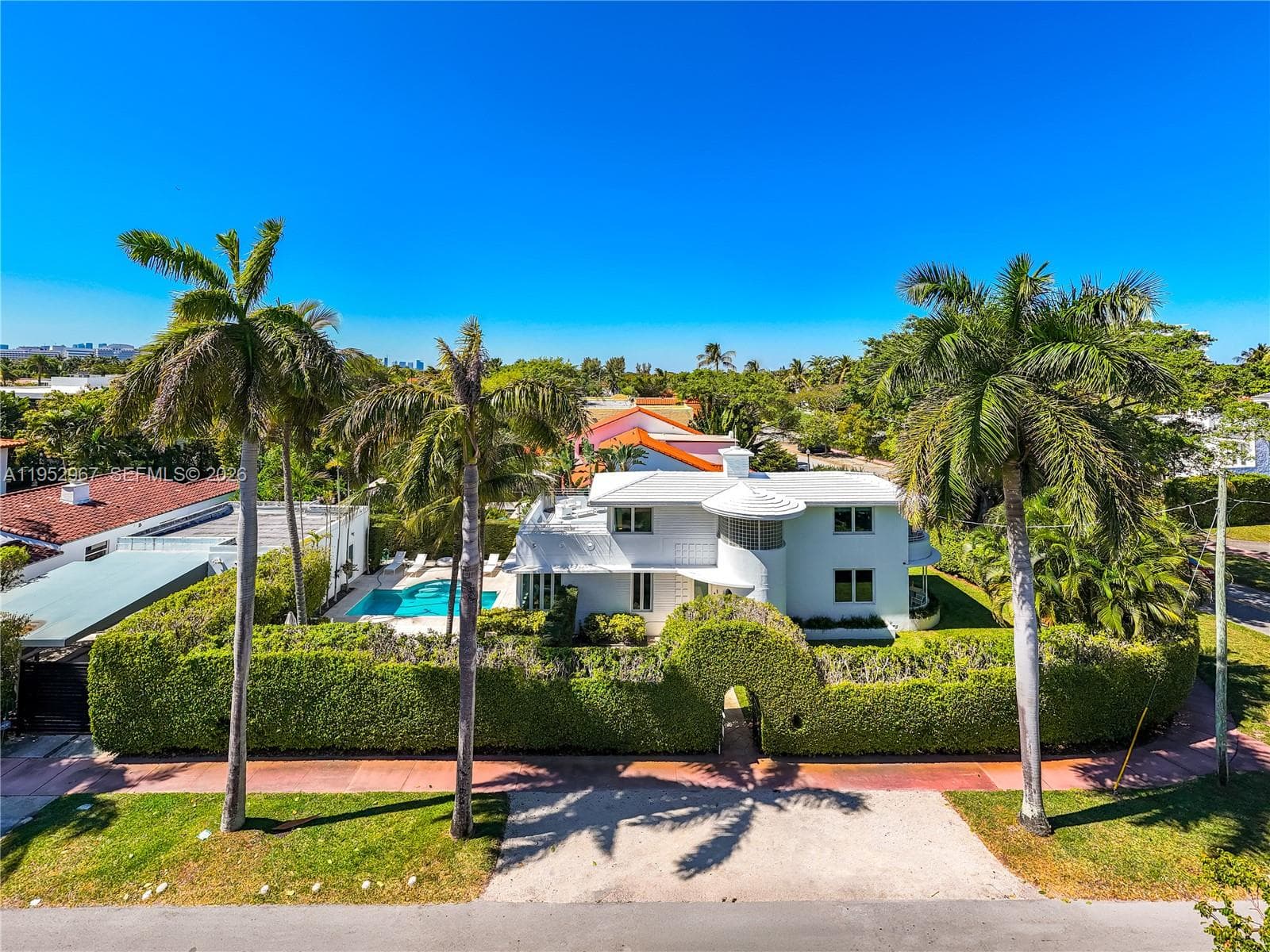 A11952967 — Miami Beach — 2