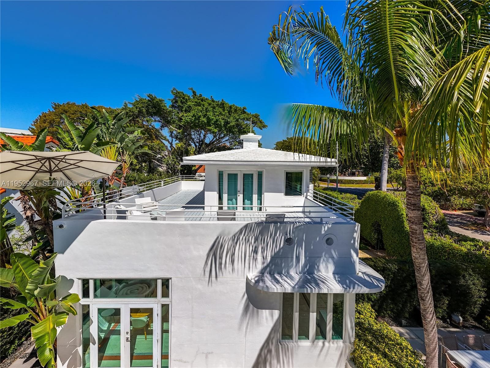 A11952967 — Miami Beach — 6