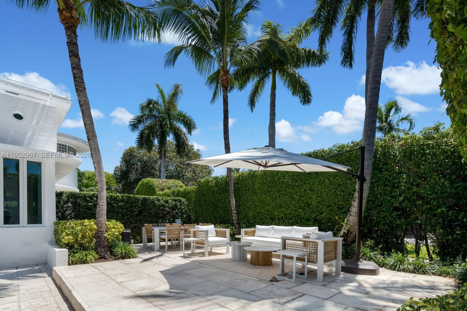 A11952967 — Miami Beach — 20